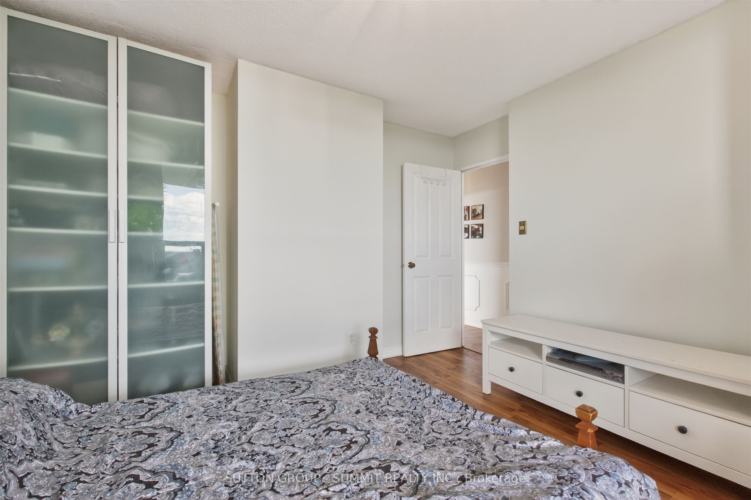 1535 Lakeshore Road E 1606 Property Photo 28