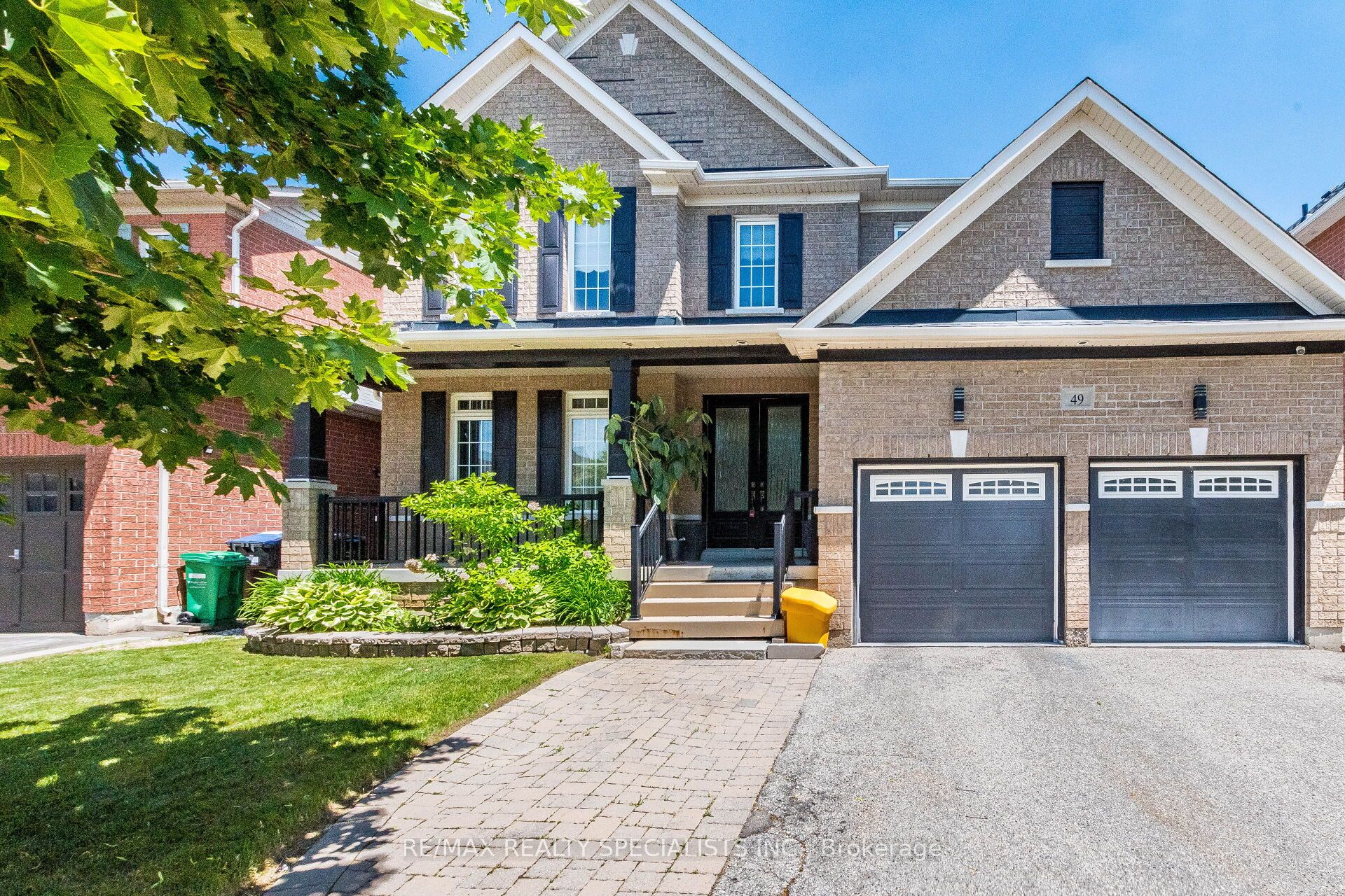 49 Maisonneuve Boulevard Property Photo 3