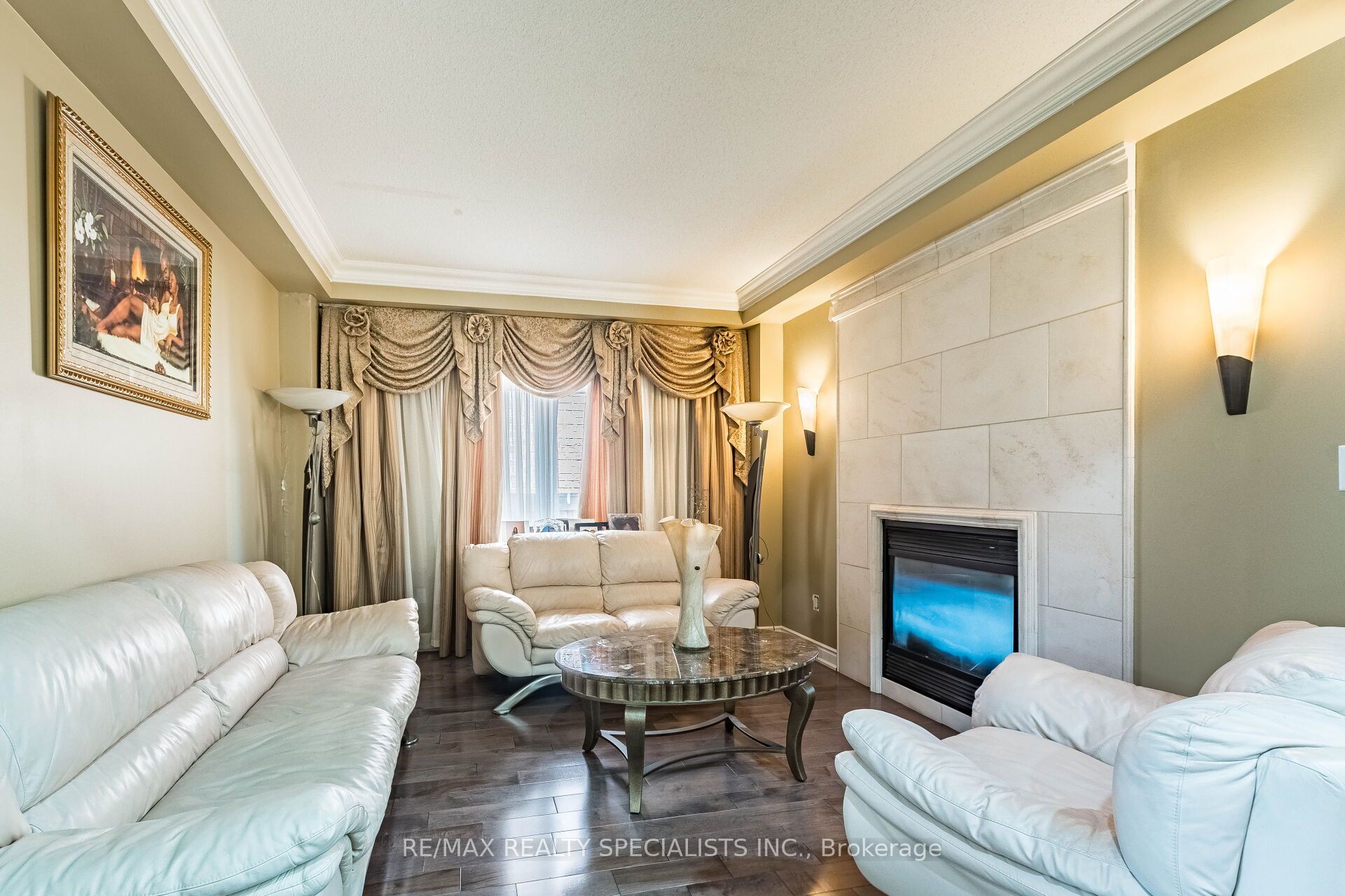 49 Maisonneuve Boulevard Property Photo 11