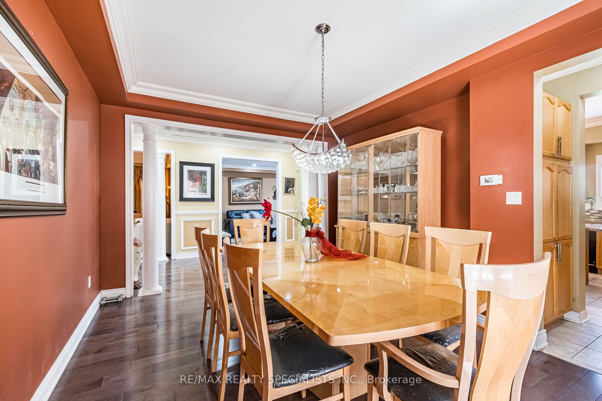 49 Maisonneuve Boulevard Property Photo 14