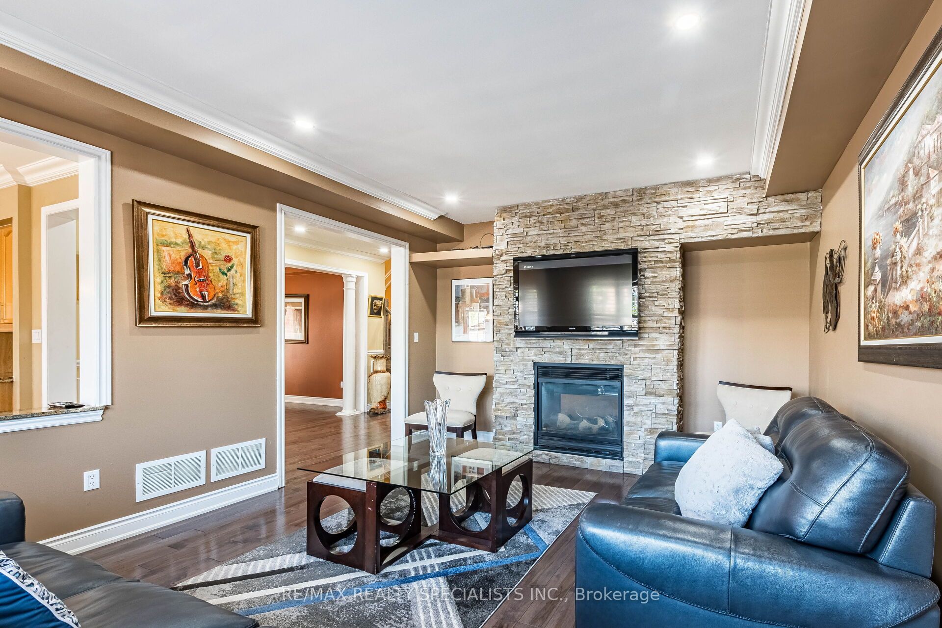 49 Maisonneuve Boulevard Property Photo 17