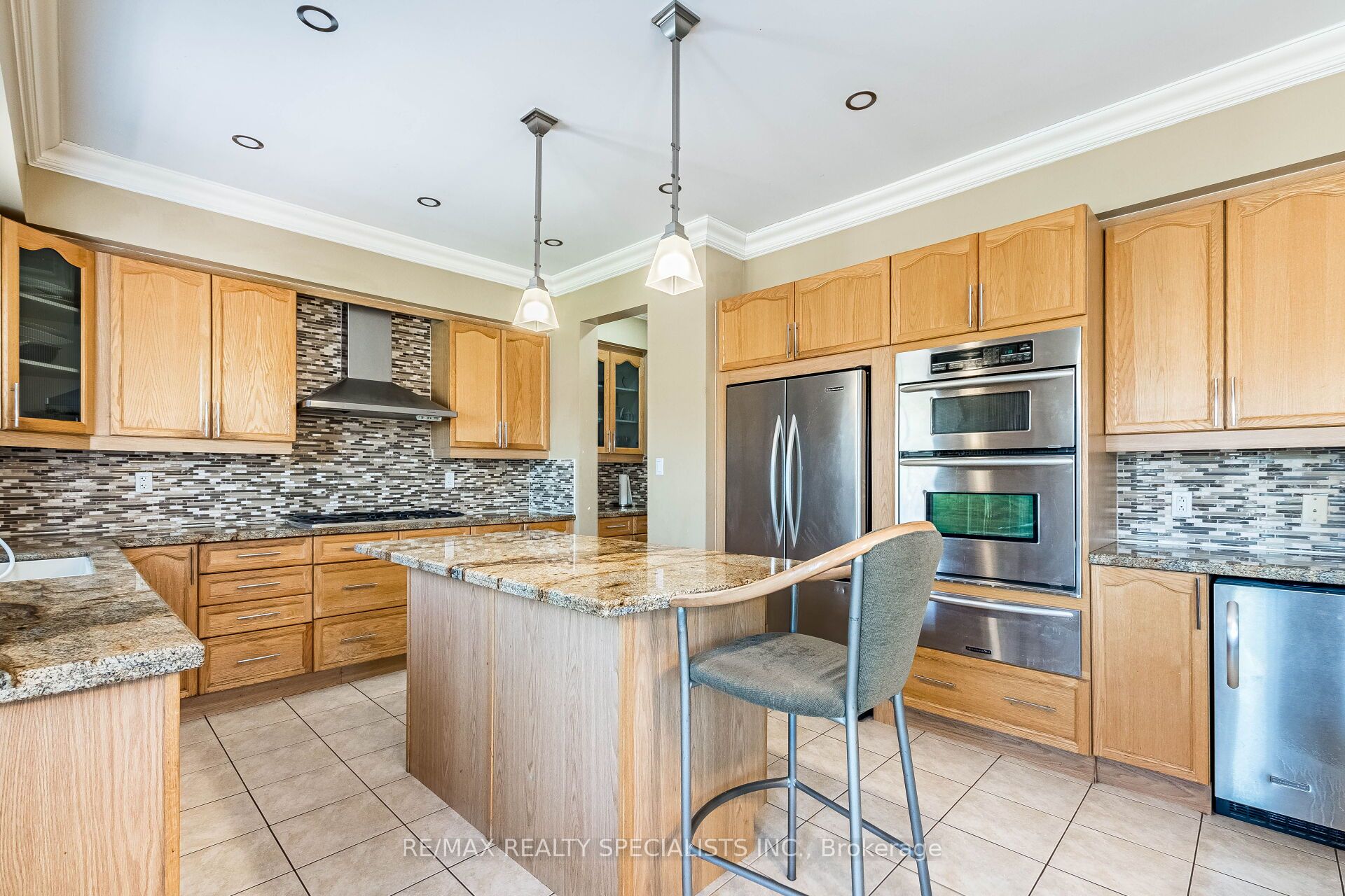 49 Maisonneuve Boulevard Property Photo 21
