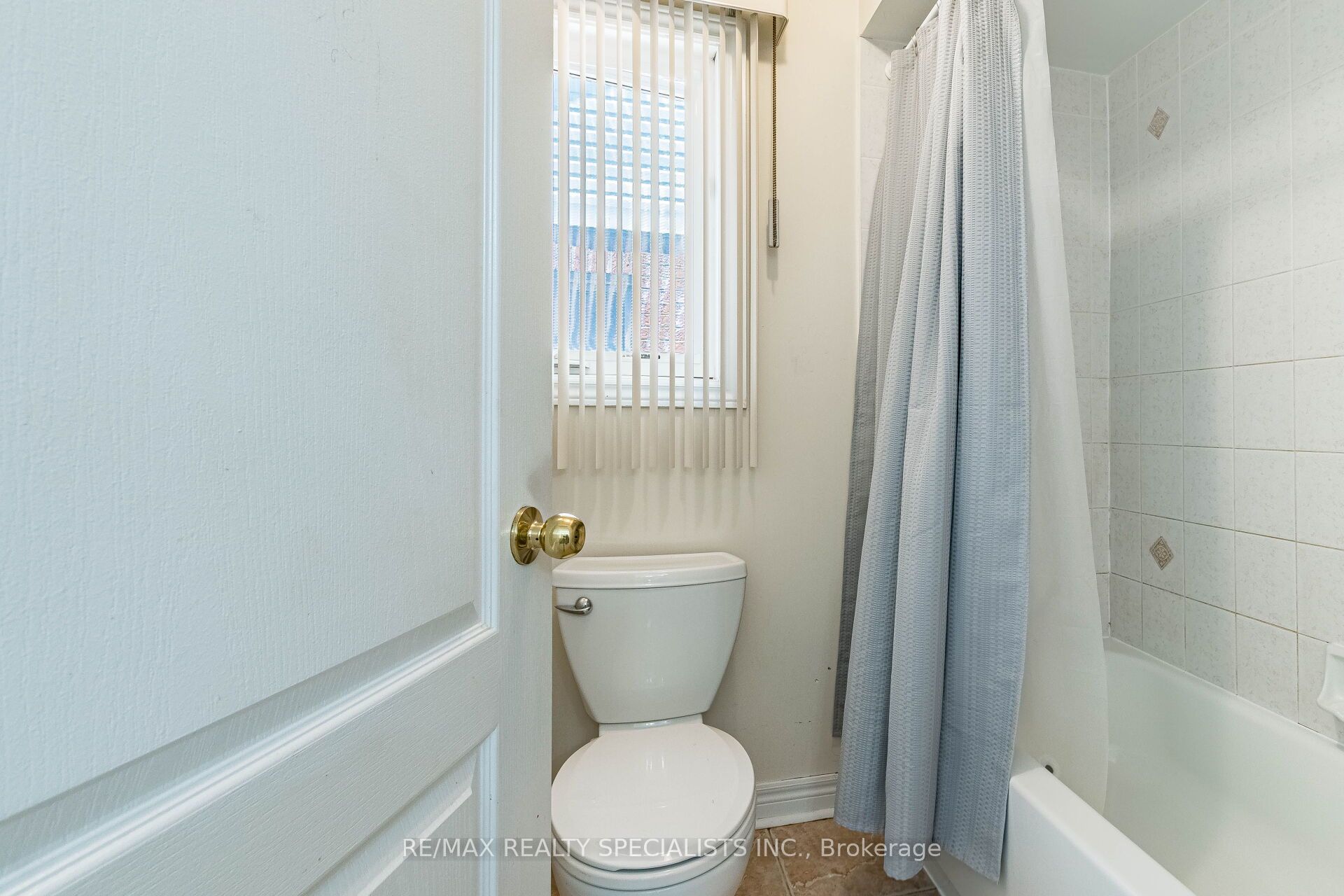 49 Maisonneuve Boulevard Property Photo 39