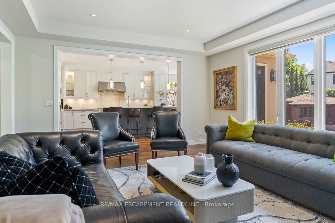 519 Hancock Way Property Photo 13