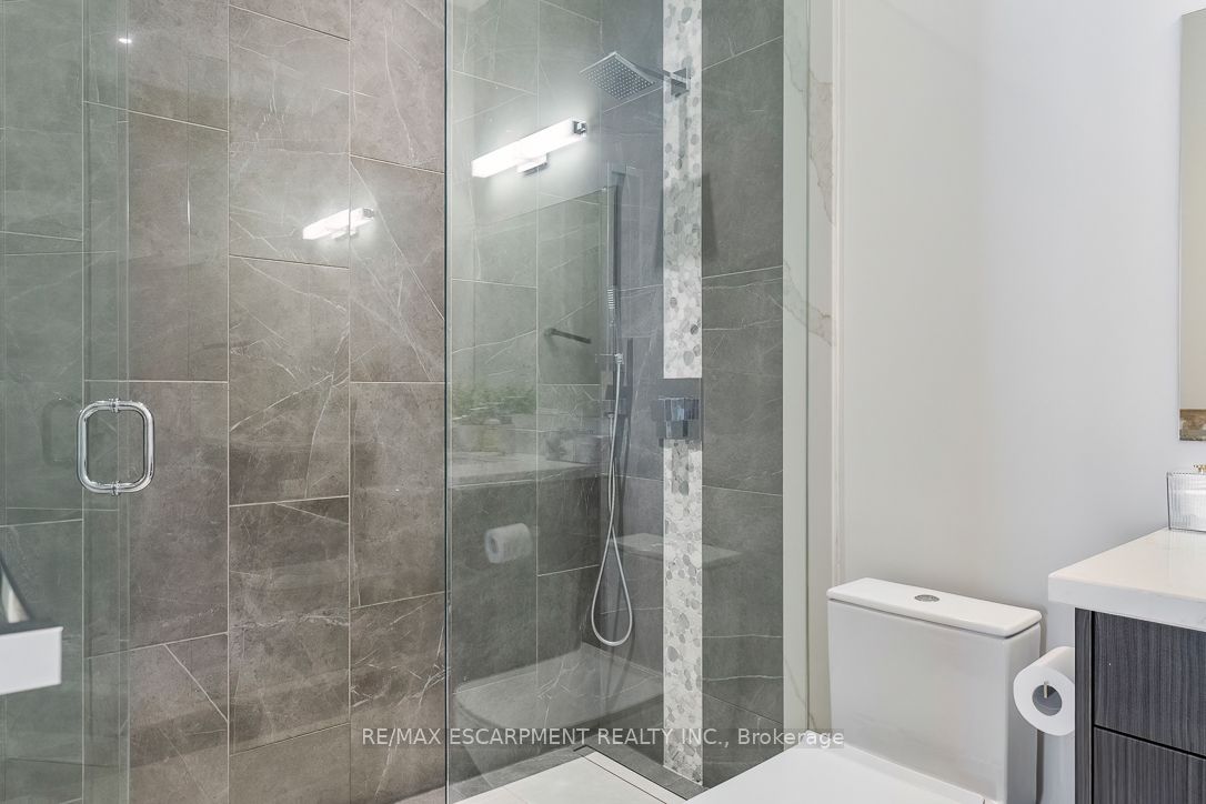 519 Hancock Way Property Photo 32