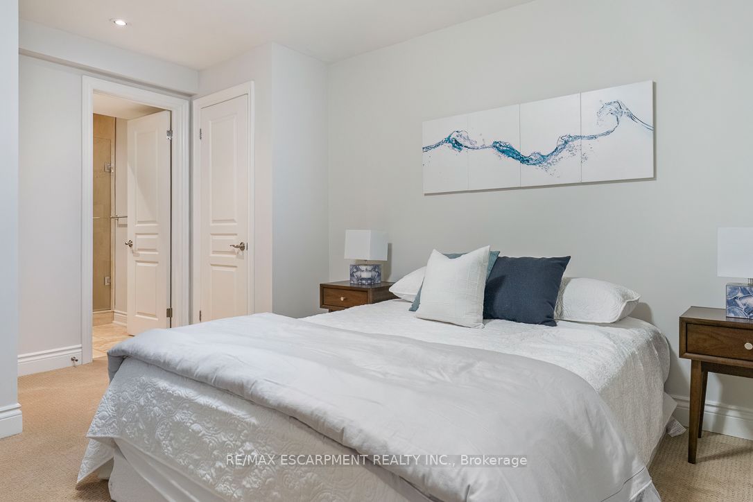 519 Hancock Way Property Photo 42