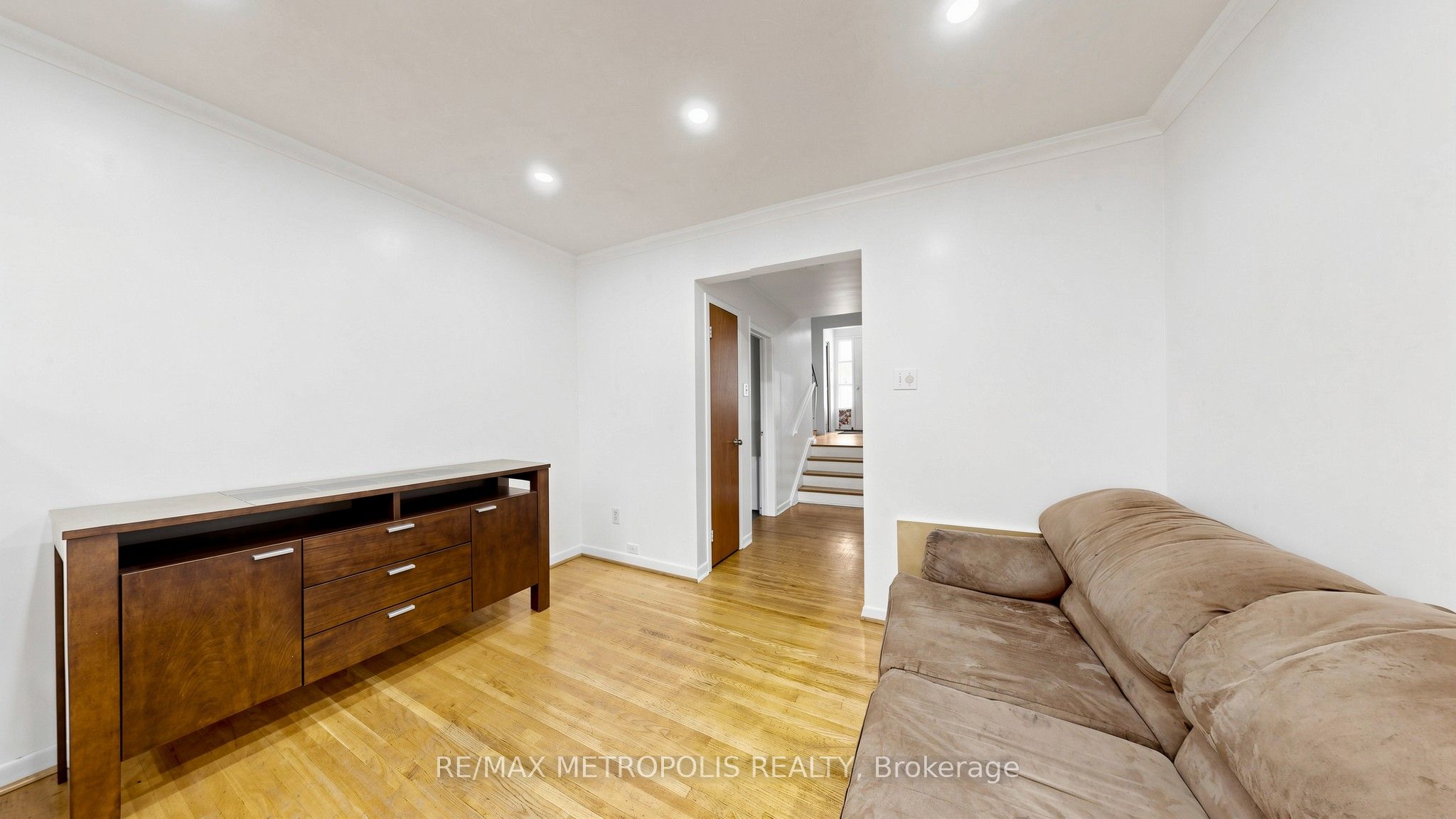 1 Council Crescent Property Photo 28