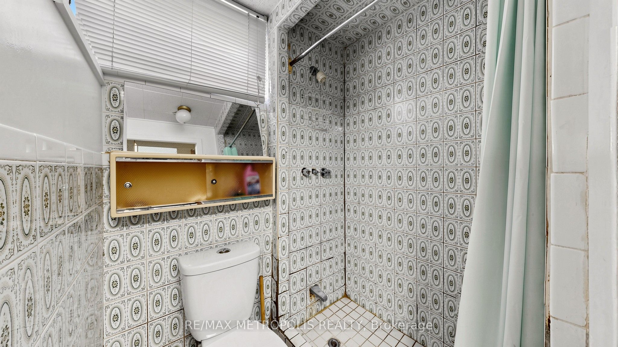 1 Council Crescent Property Photo 35