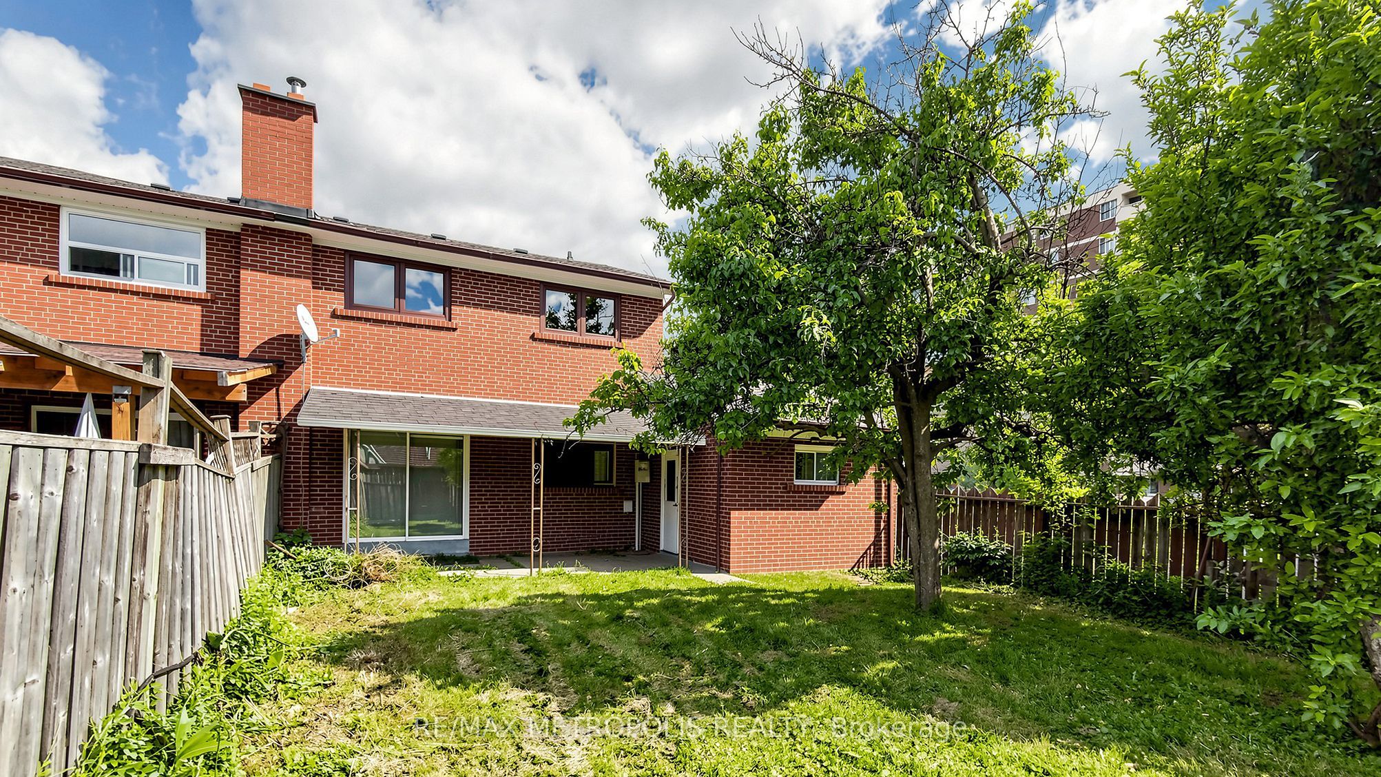 1 Council Crescent Property Photo 38