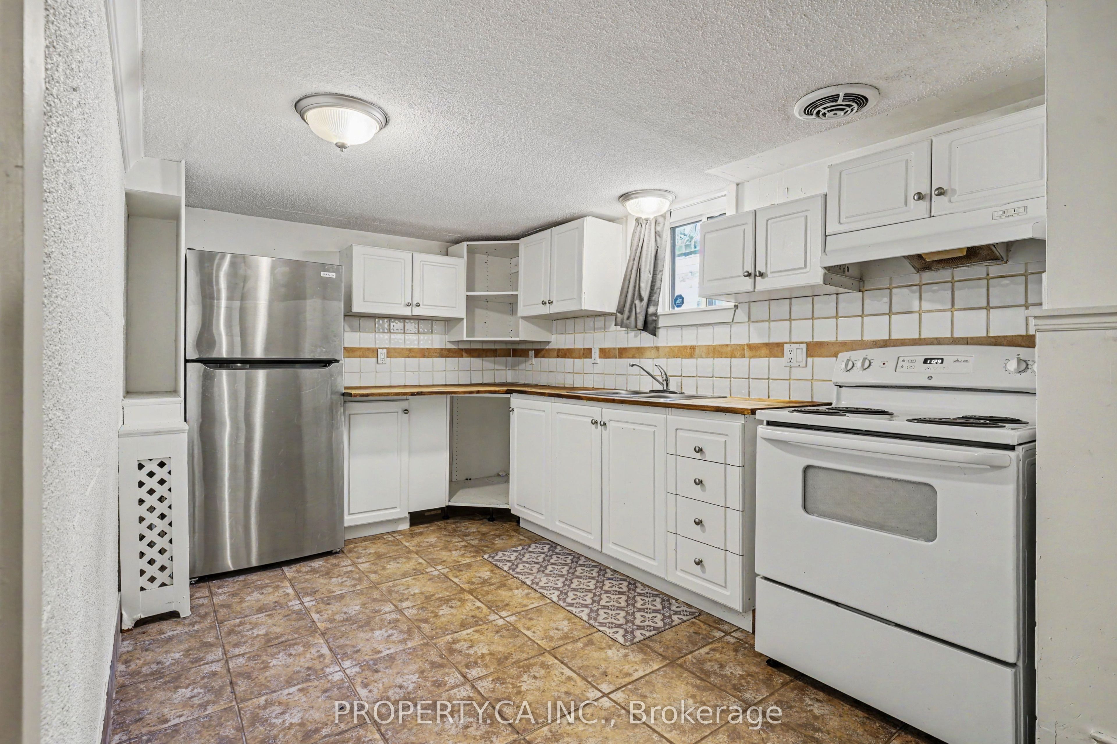 130 Lauder Avenue Lower Property Photo 6