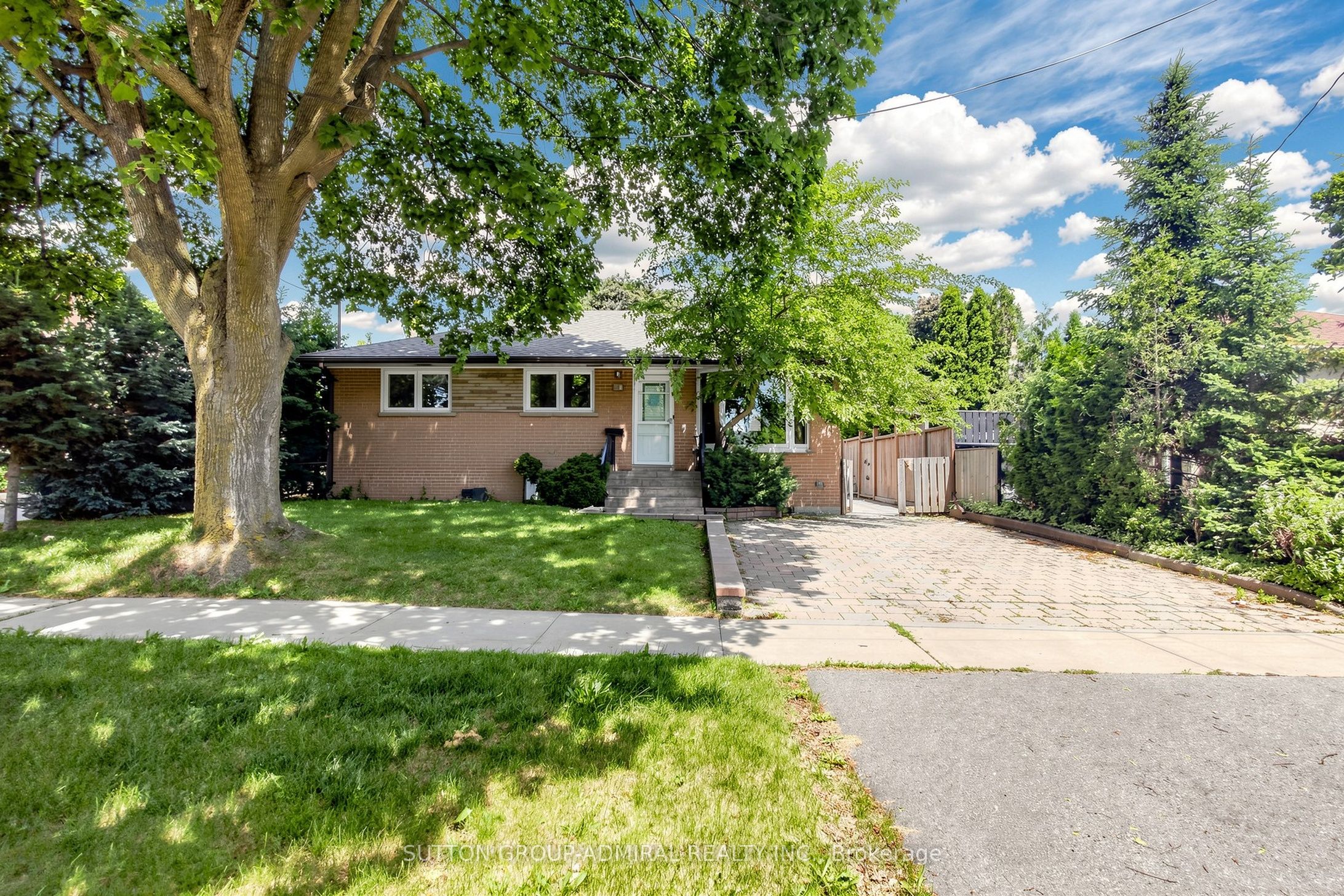 34 Paragon Road Property Photo 1