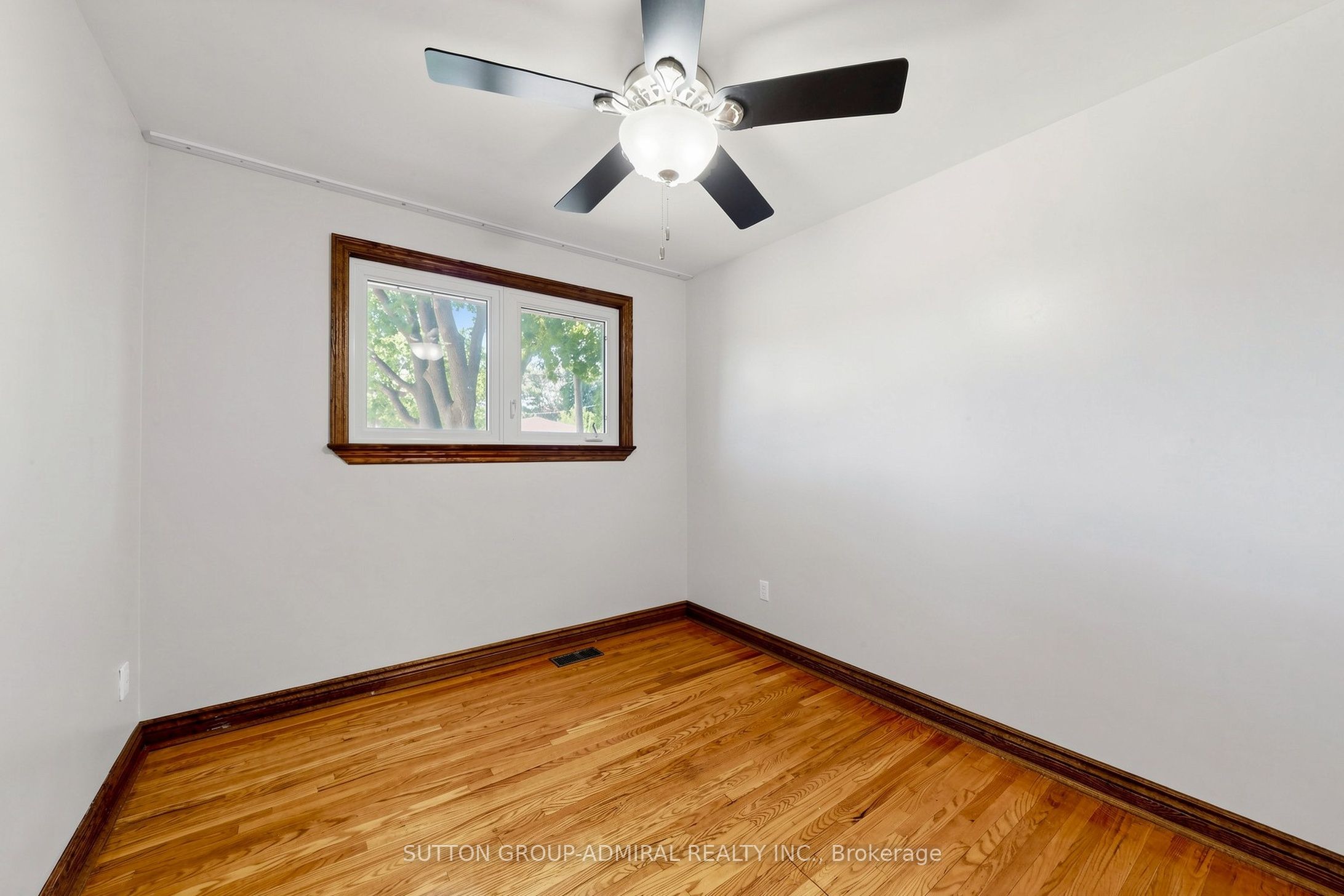 34 Paragon Road Property Photo 13