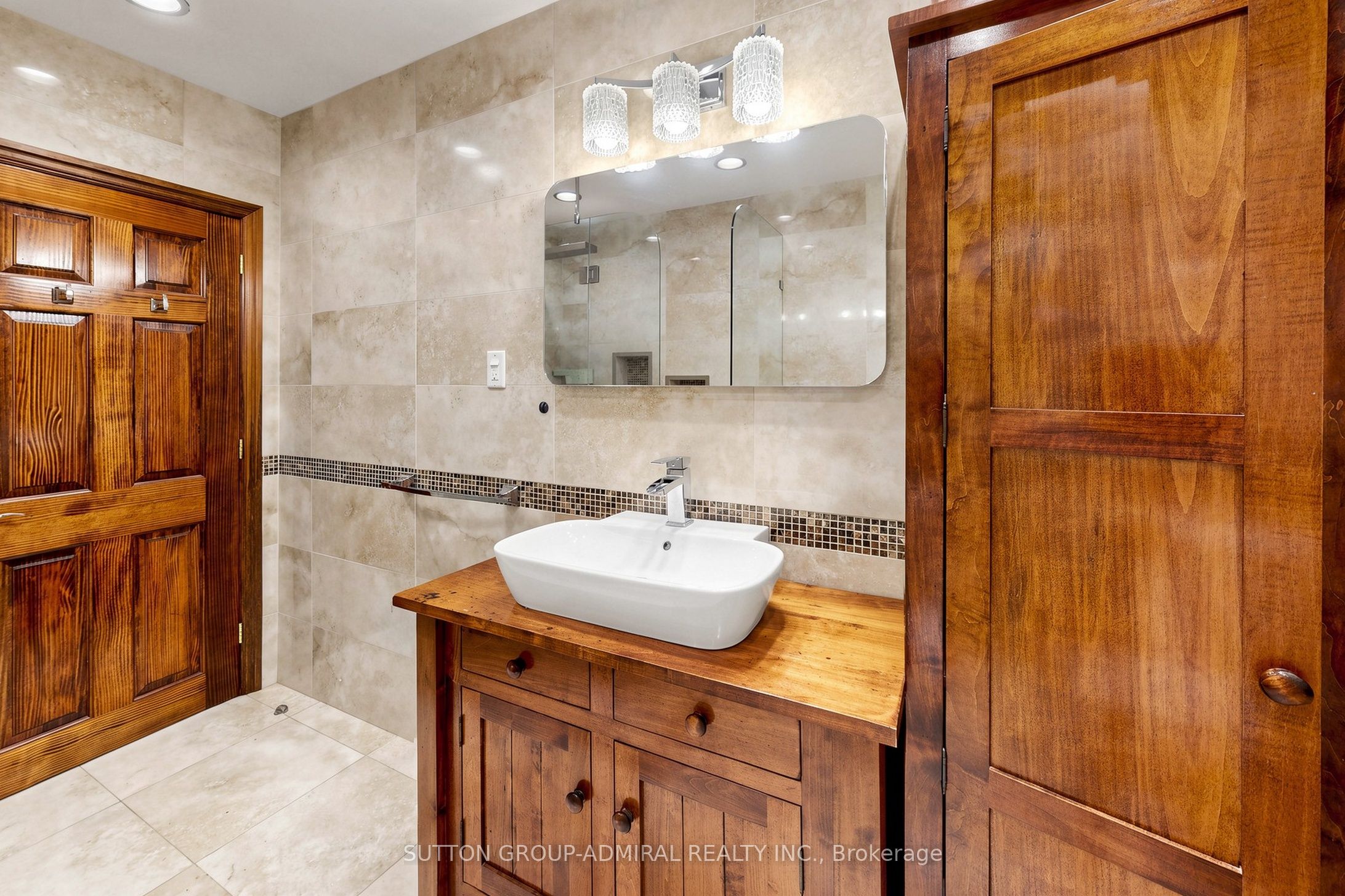 34 Paragon Road Property Photo 17