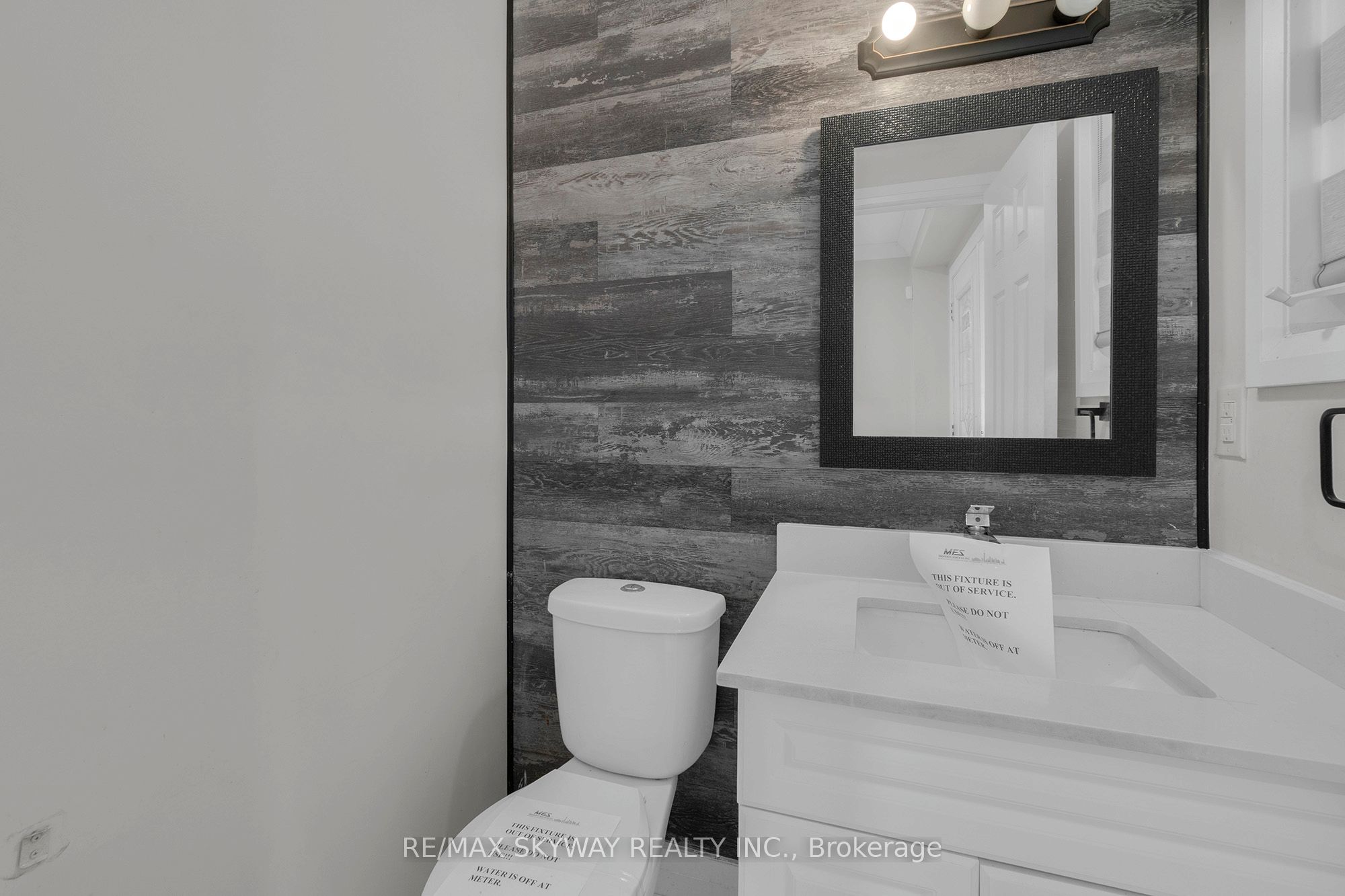 92 Charleswood Circle Property Photo 18