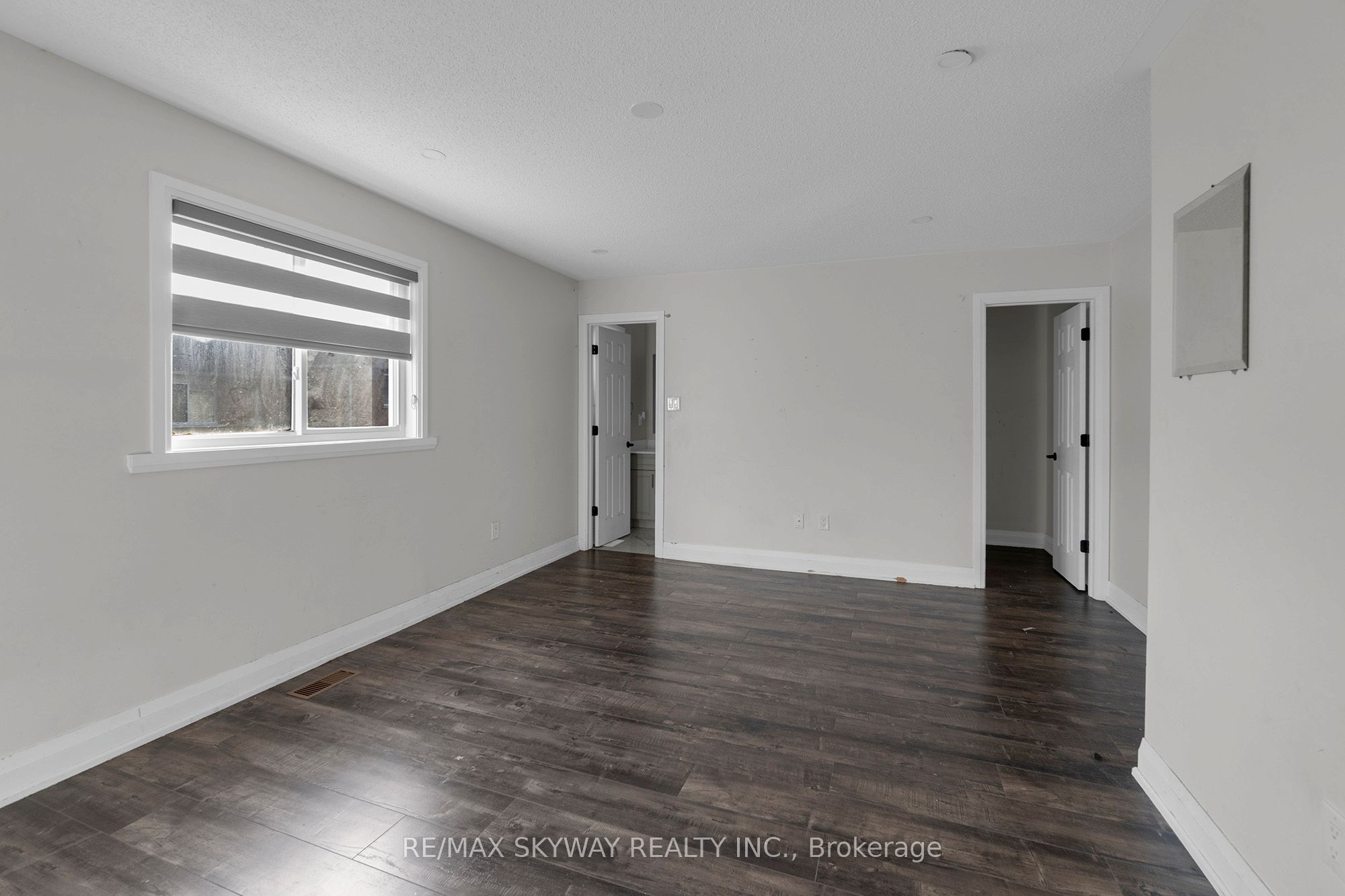 92 Charleswood Circle Property Photo 22
