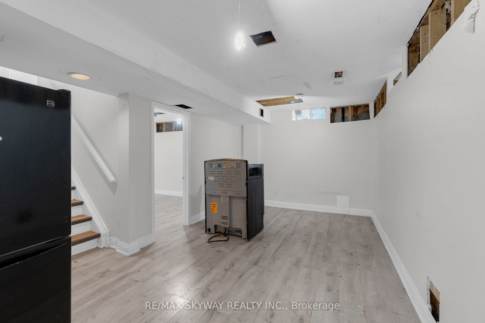 92 Charleswood Circle Property Photo 33