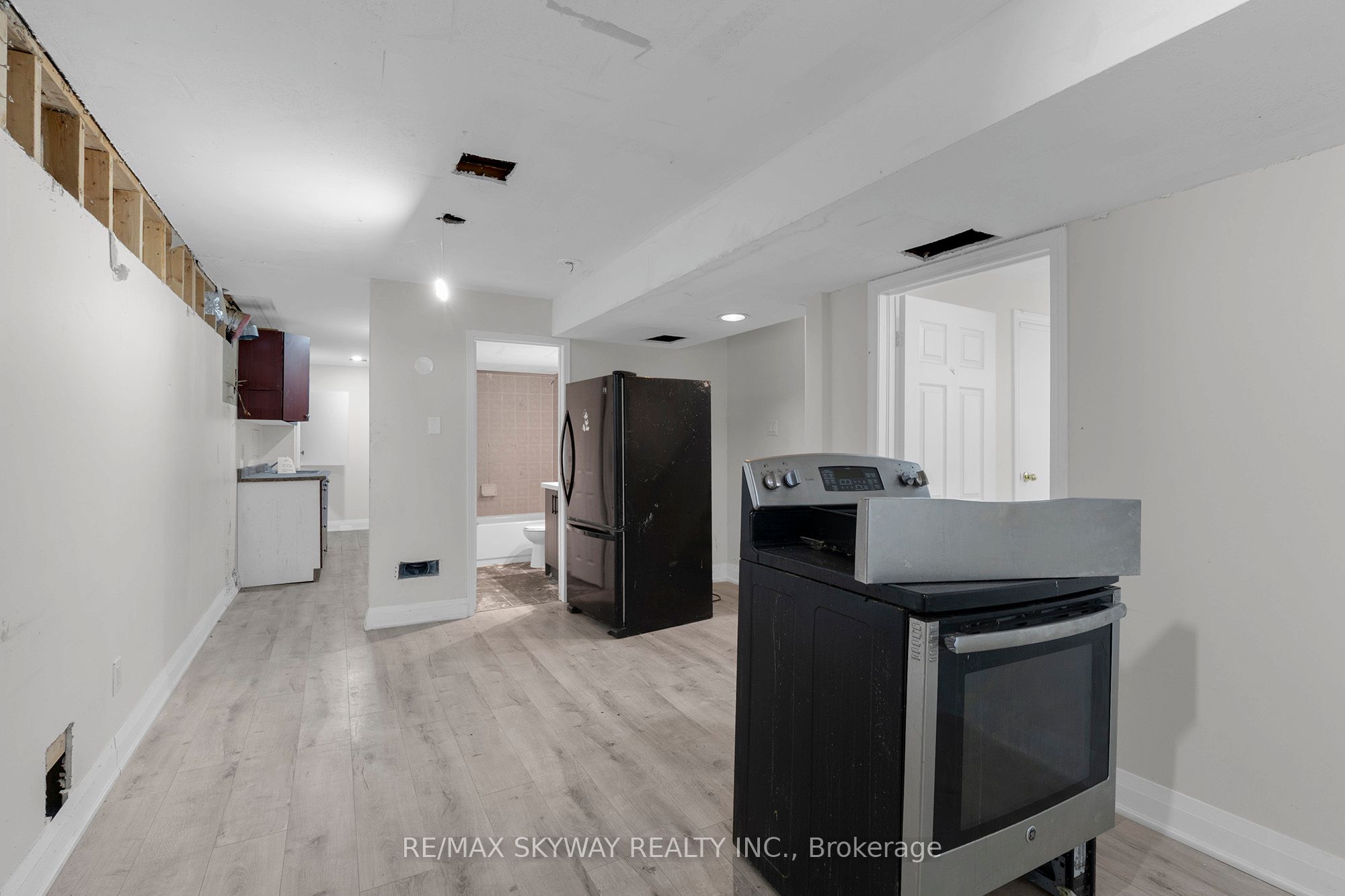 92 Charleswood Circle Property Photo 34