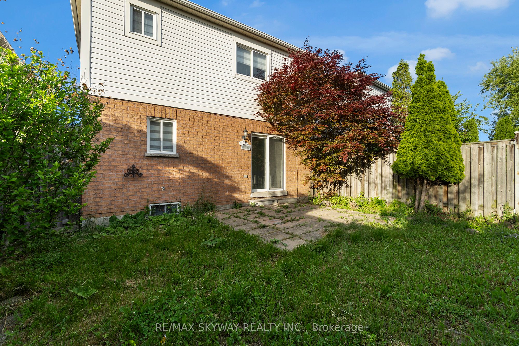 92 Charleswood Circle Property Photo 39