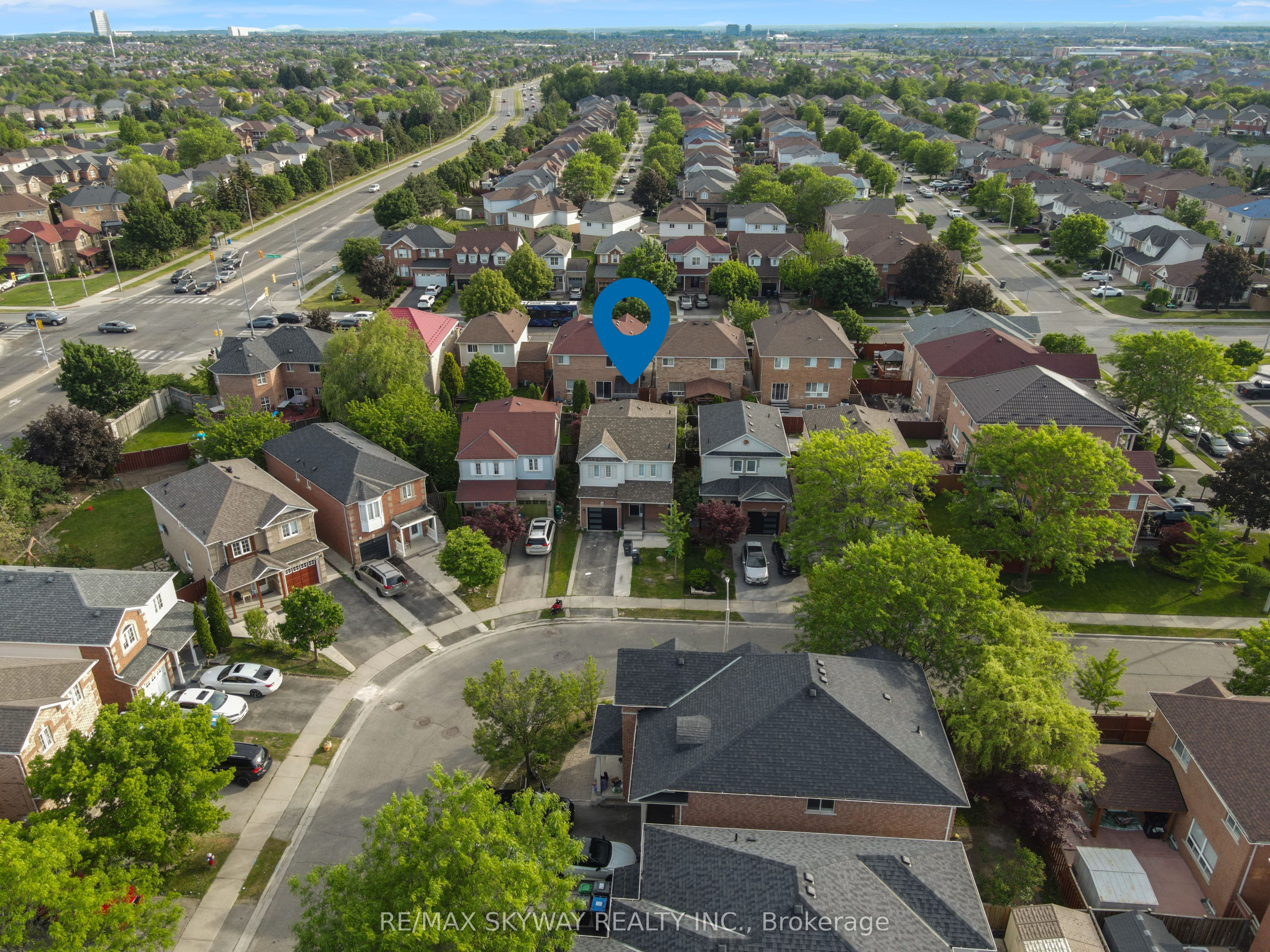 92 Charleswood Circle Property Photo 48