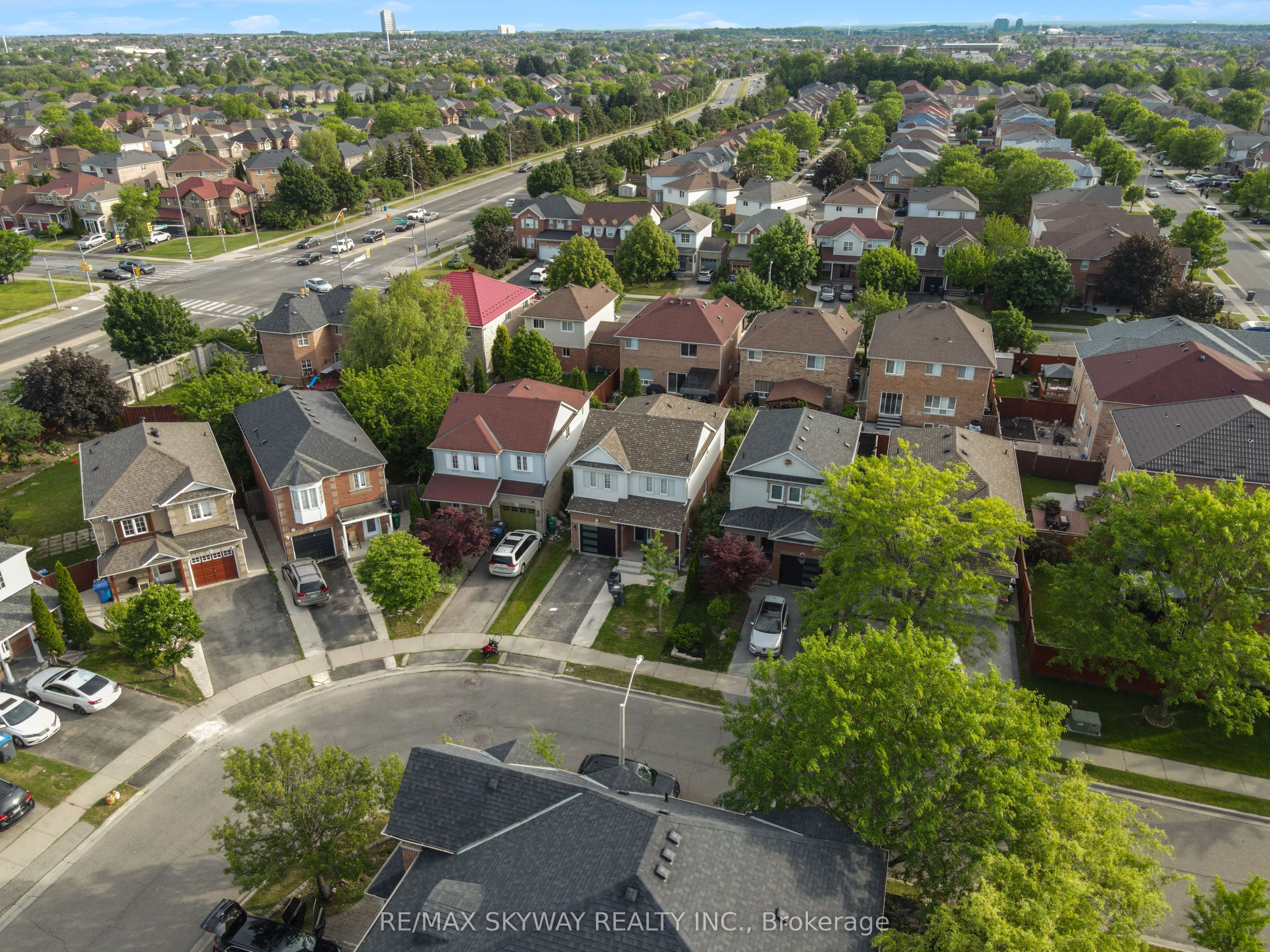 92 Charleswood Circle Property Photo 49
