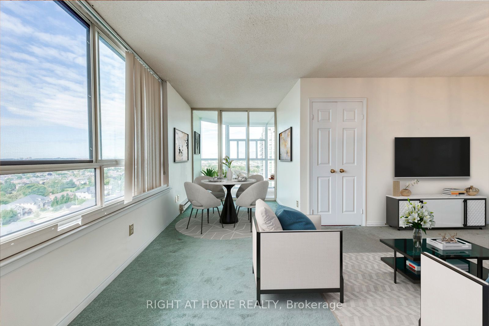 1360 Rathburn Road E 1603 Property Photo 11