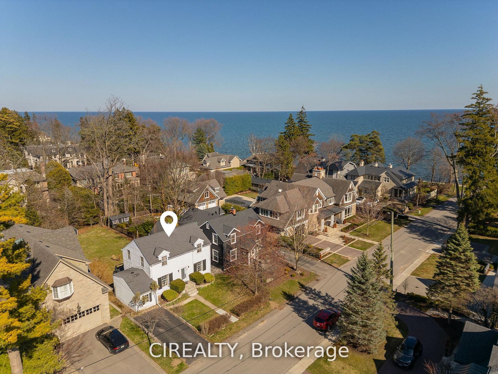 25 Howard Avenue Property Photo 1