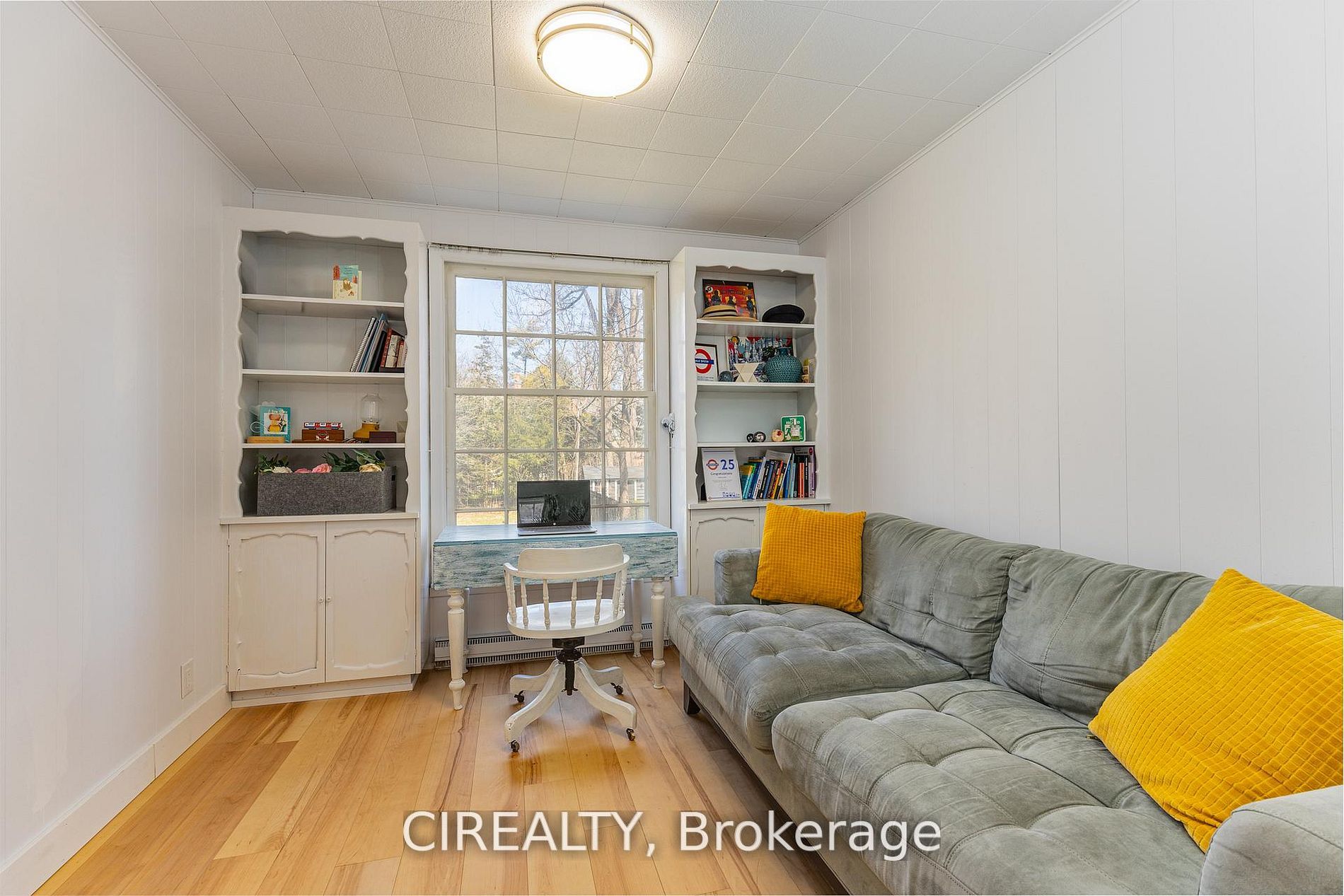 25 Howard Avenue Property Photo 10