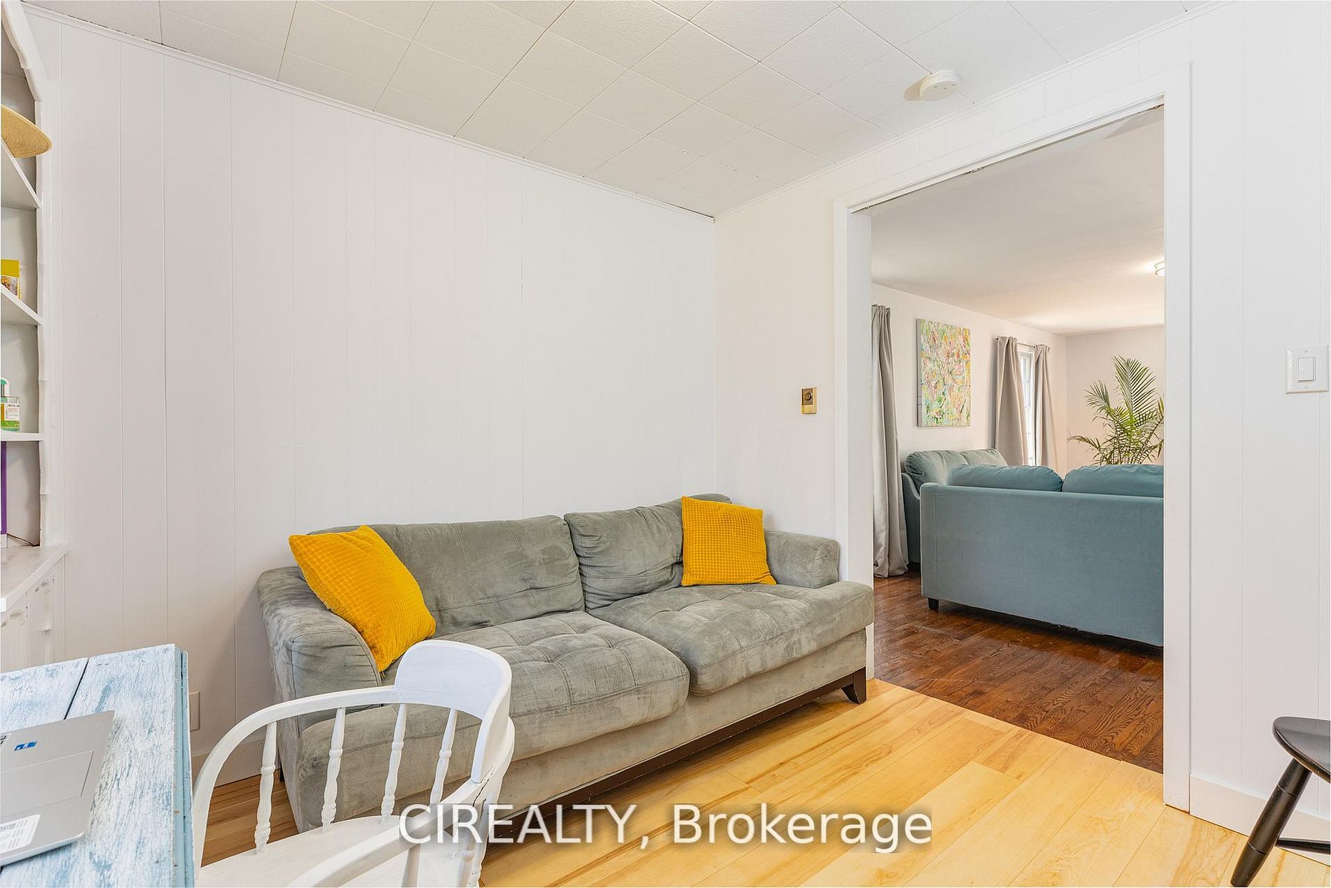 25 Howard Avenue Property Photo 11