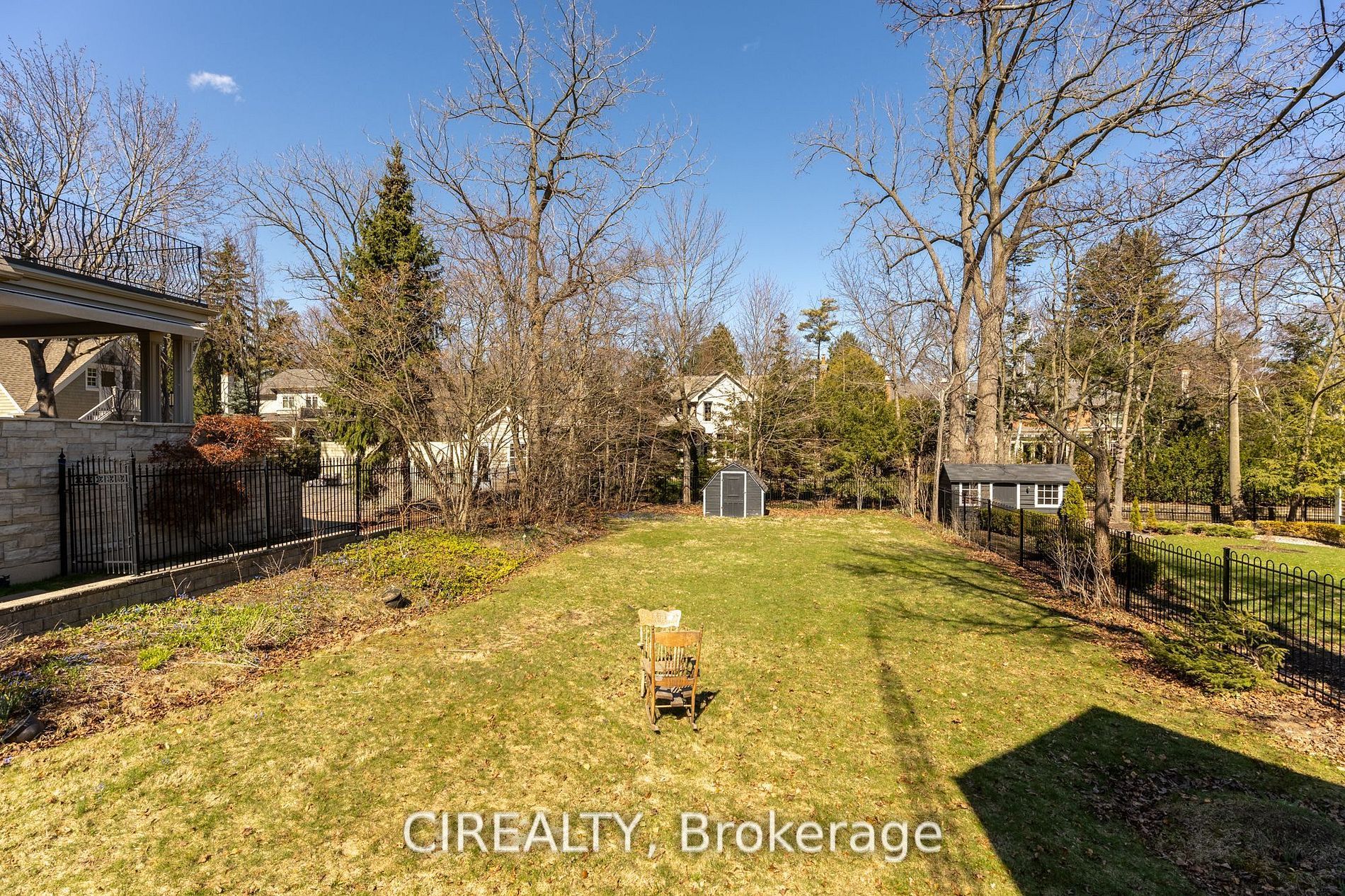 25 Howard Avenue Property Photo 26