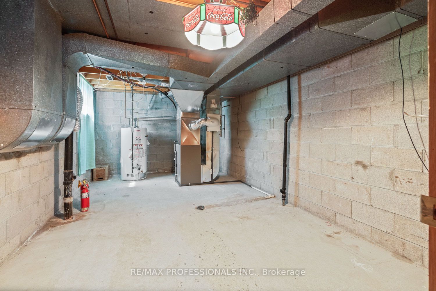 380 Targa Road Property Photo 40