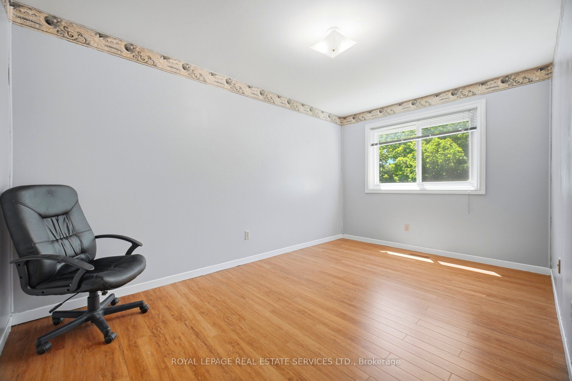 345 Meadows Boulevard 21 Property Photo 29