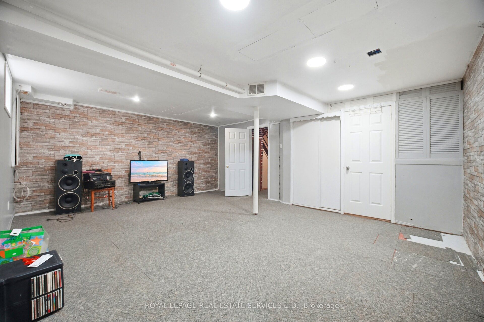 345 Meadows Boulevard 21 Property Photo 36
