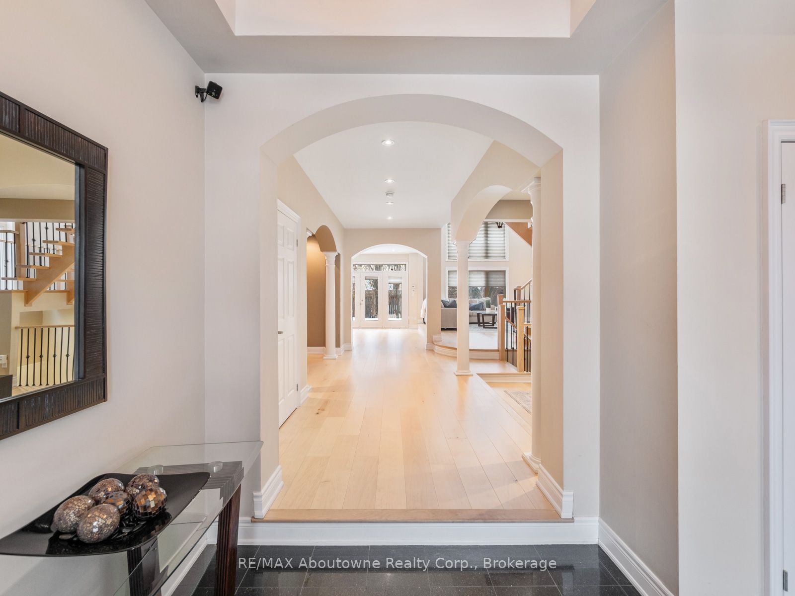 1468 Ferncrest Road Property Photo 4