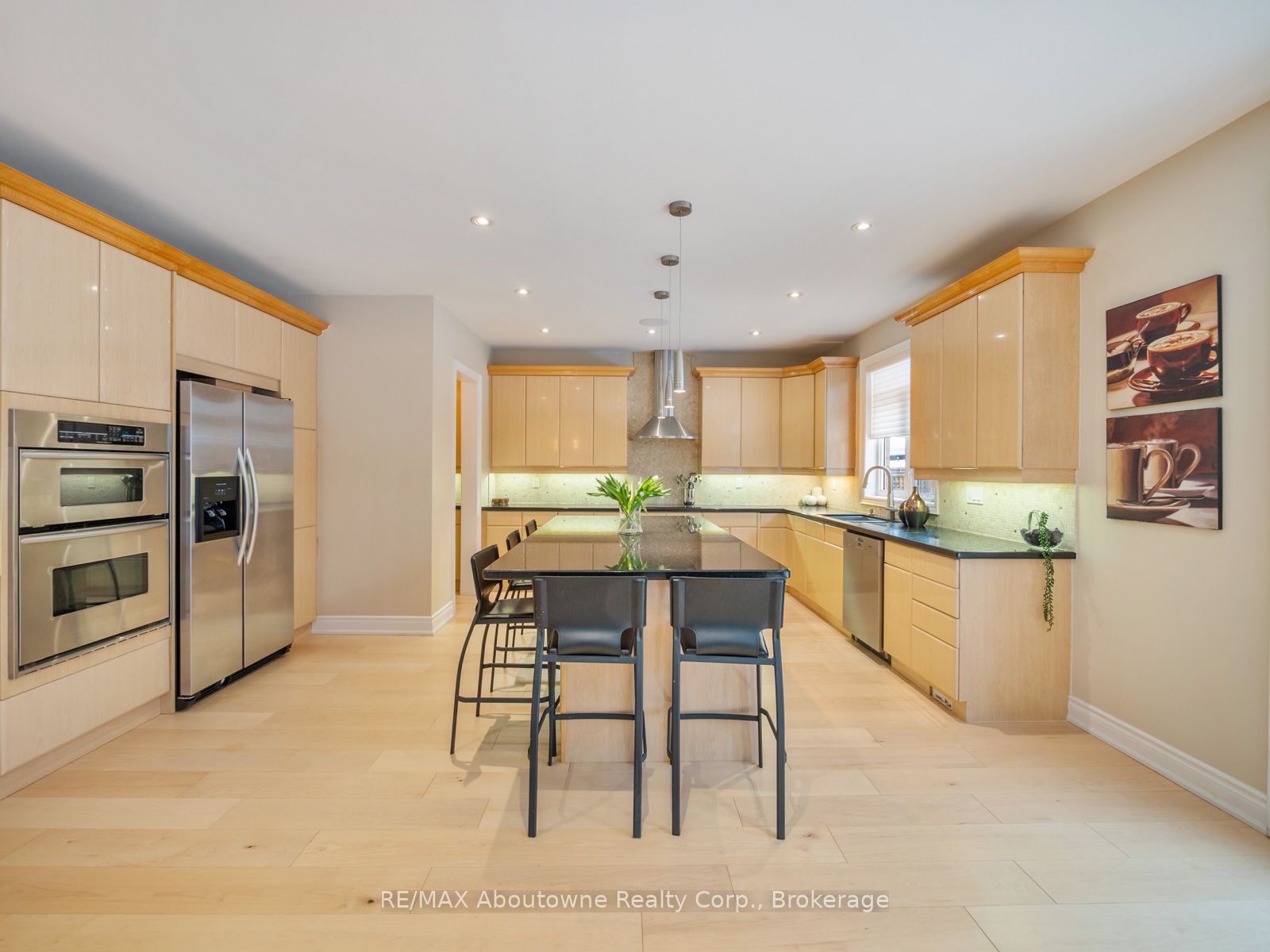 1468 Ferncrest Road Property Photo 10