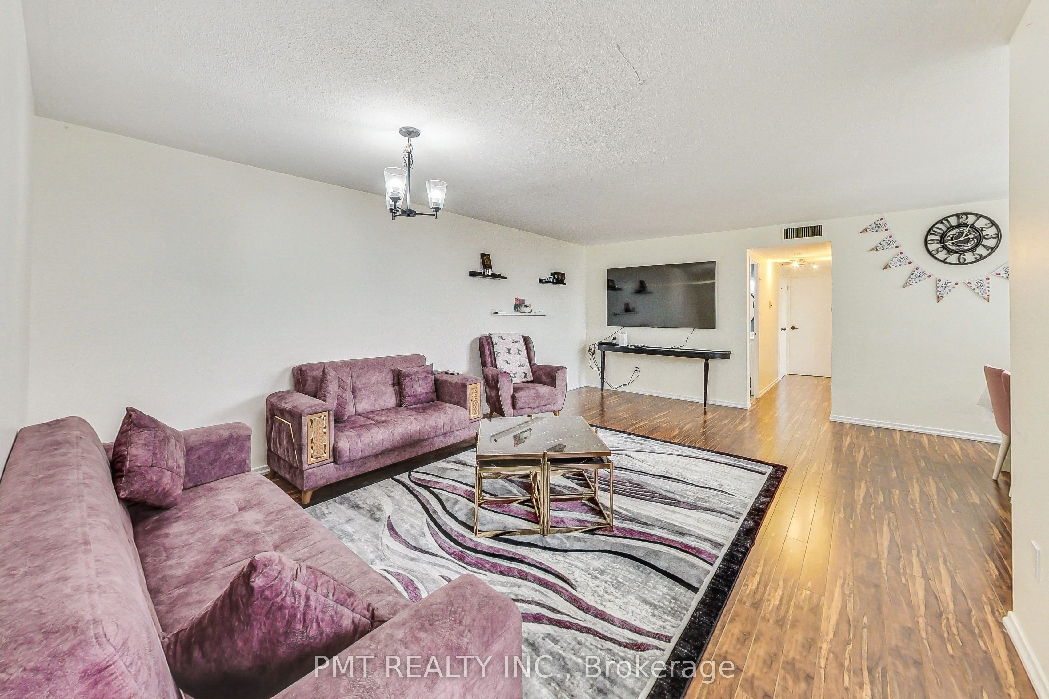 2323 Confederation Parkway 1105 Property Photo 6