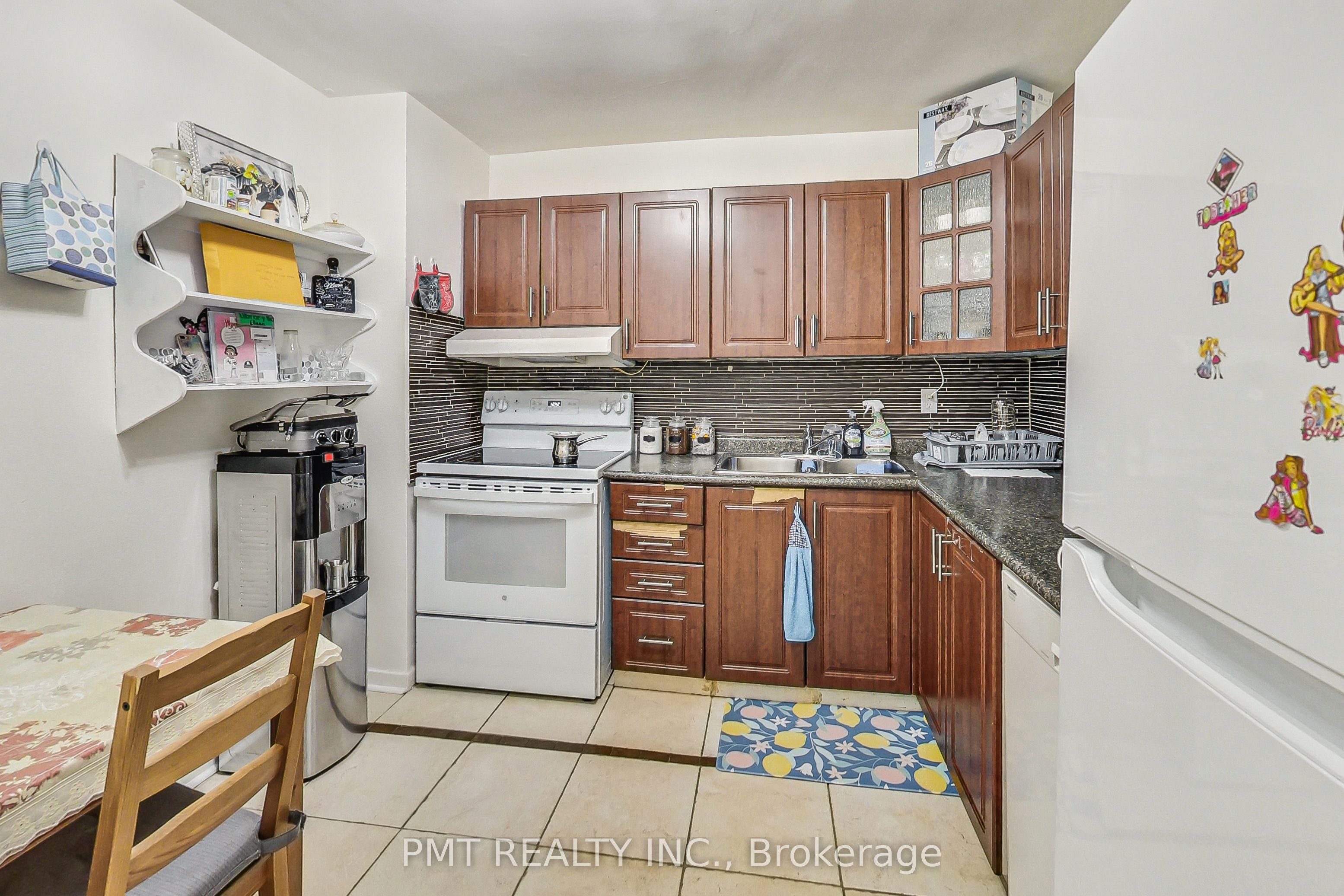 2323 Confederation Parkway 1105 Property Photo 10