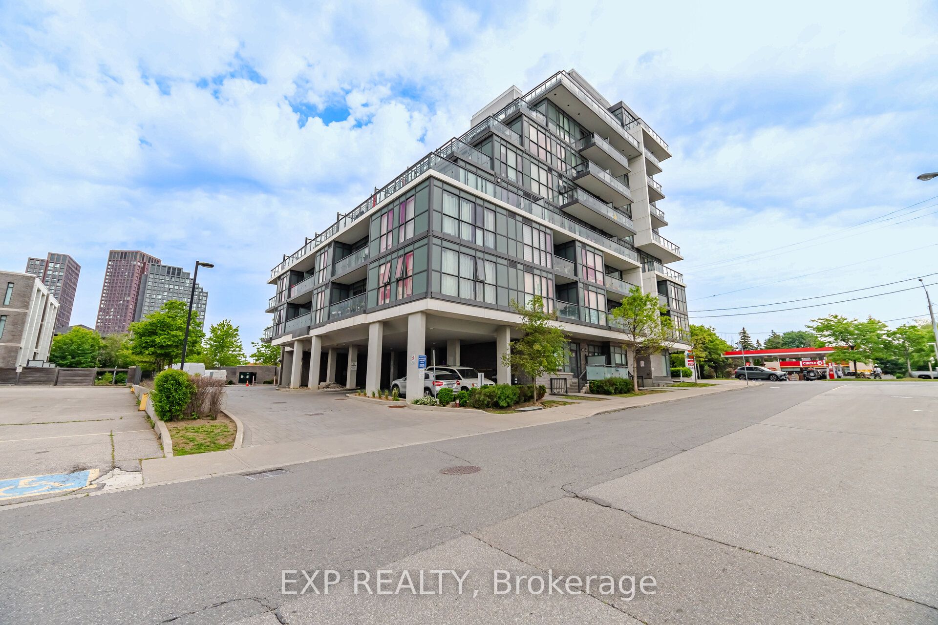 16 Mcadam Avenue 306 Property Photo 2