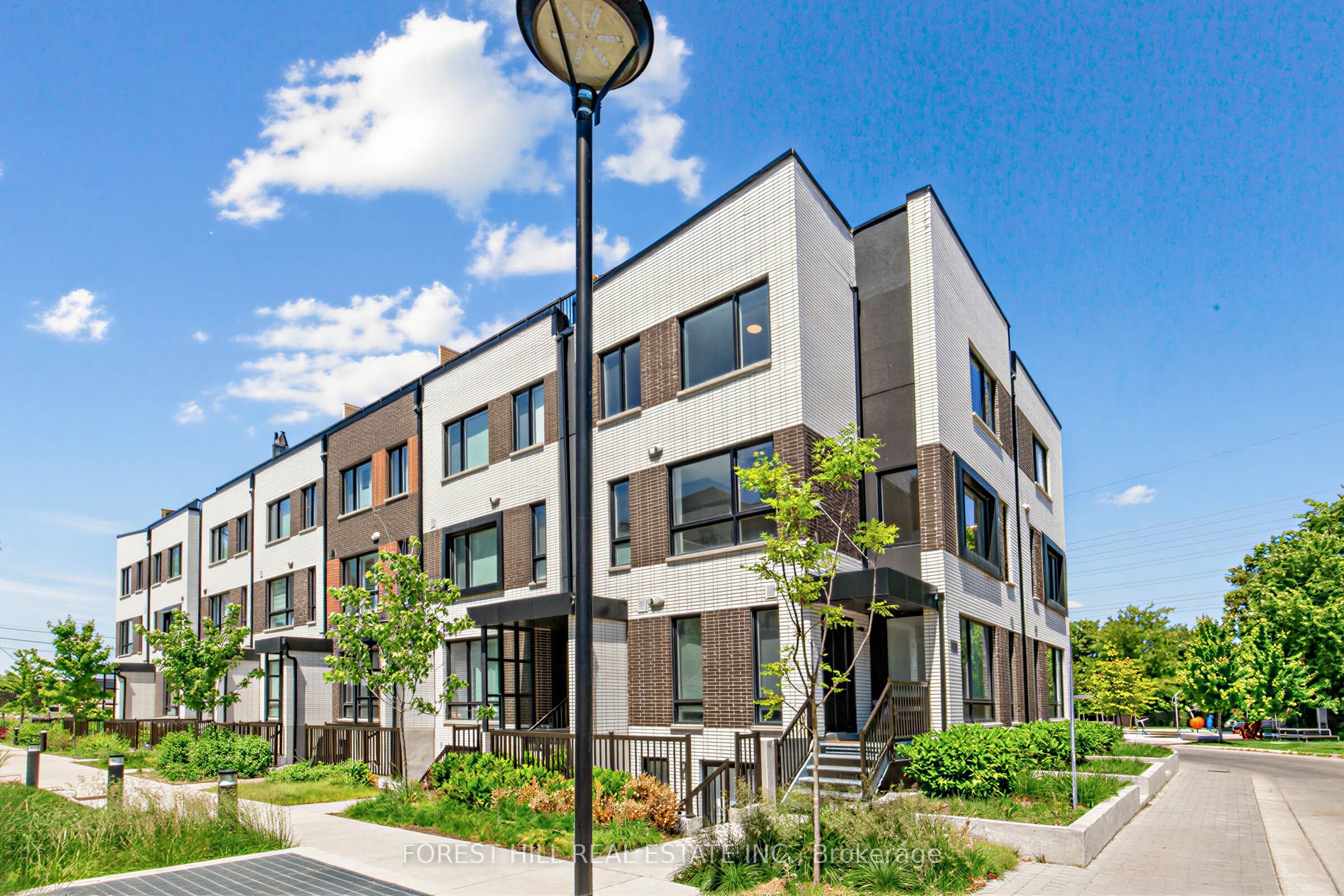 40 Ed Clark Gardens 2