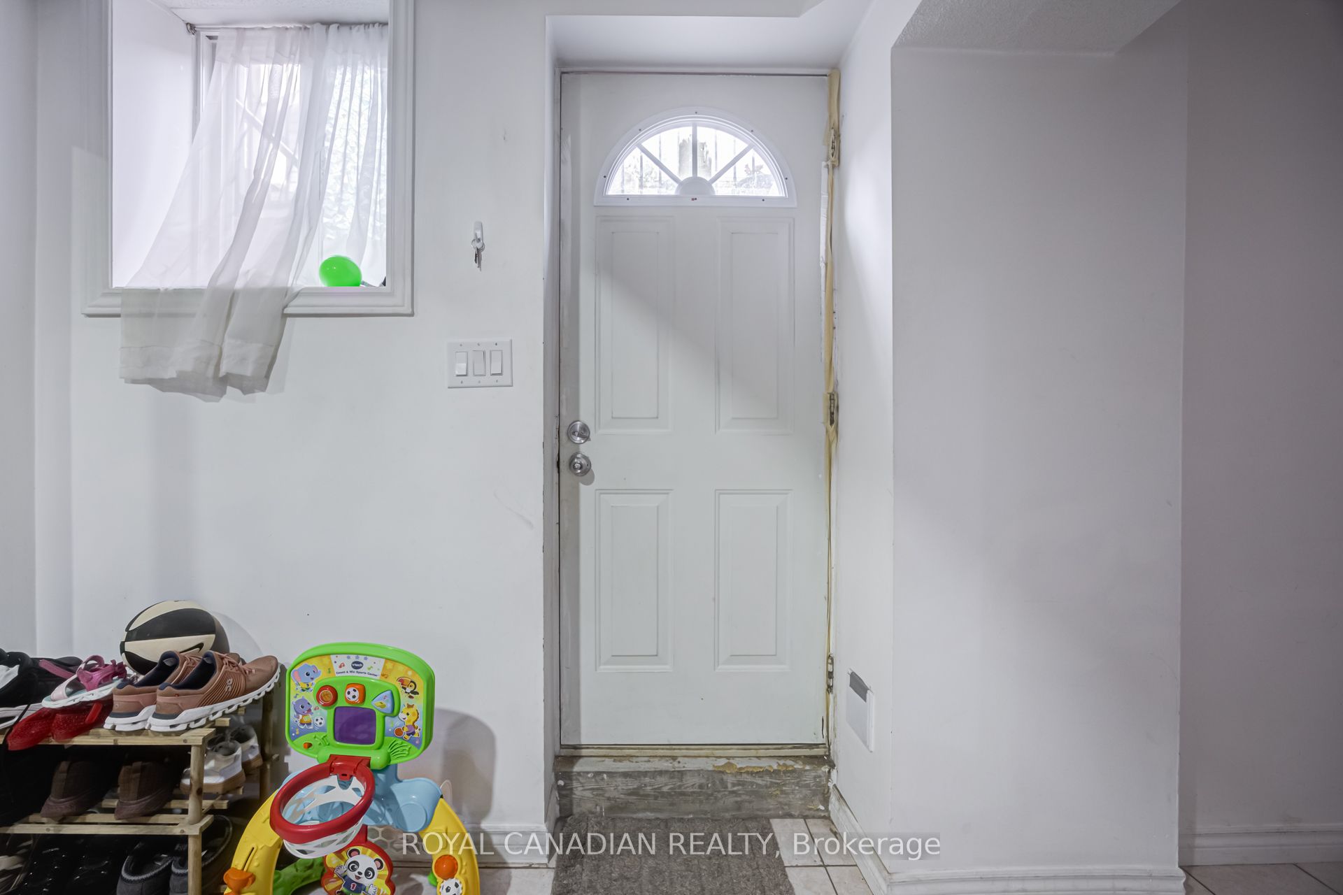 43 Bluffwood Crescent Property Photo 32