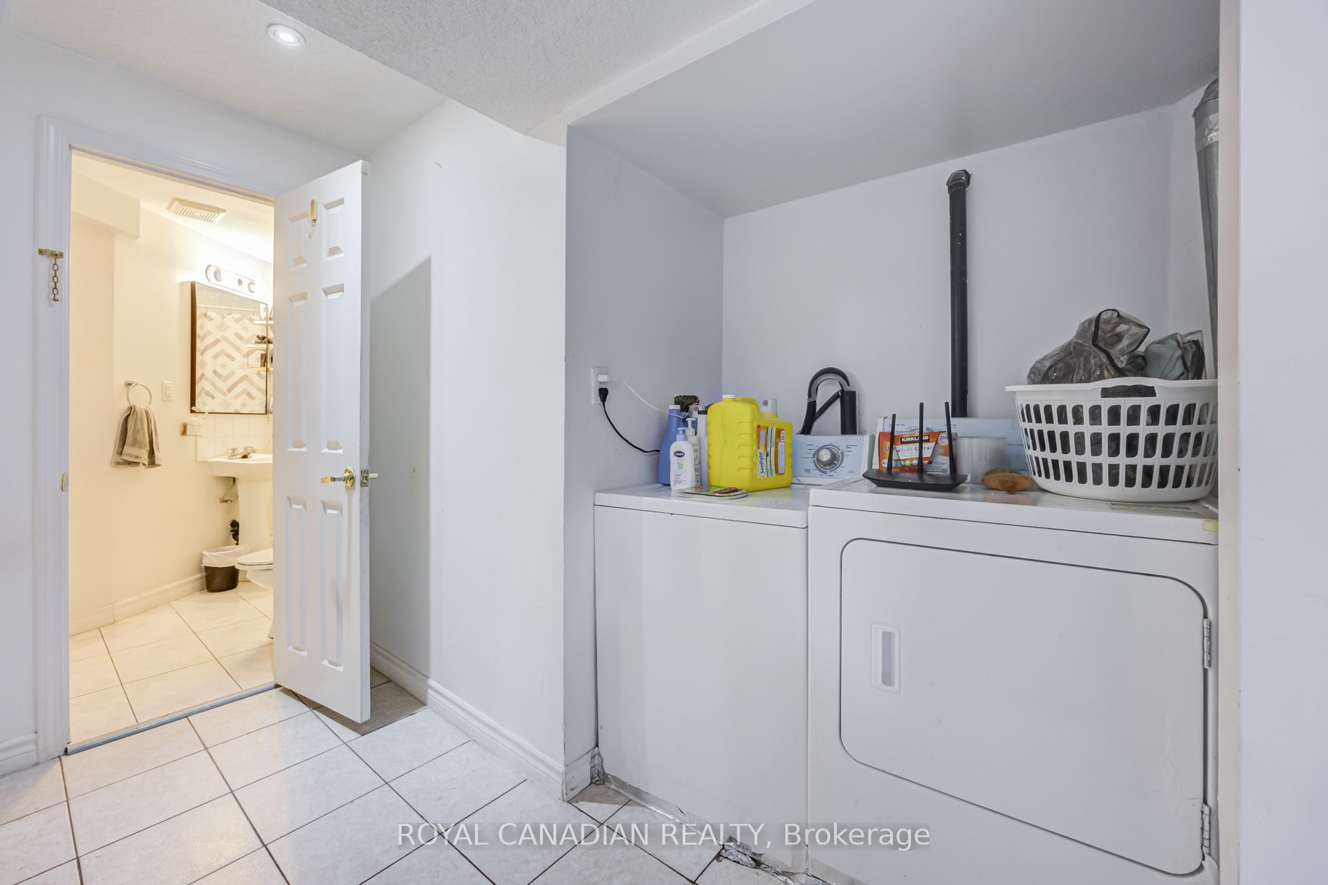43 Bluffwood Crescent Property Photo 36