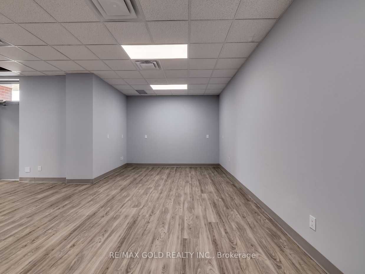 1122 Lorimar Road E C Property Photo 9