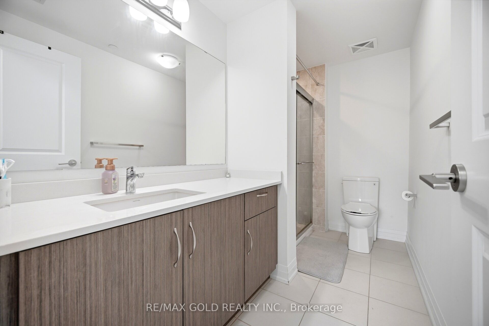 75 Attmar Drive 346 Property Photo 14