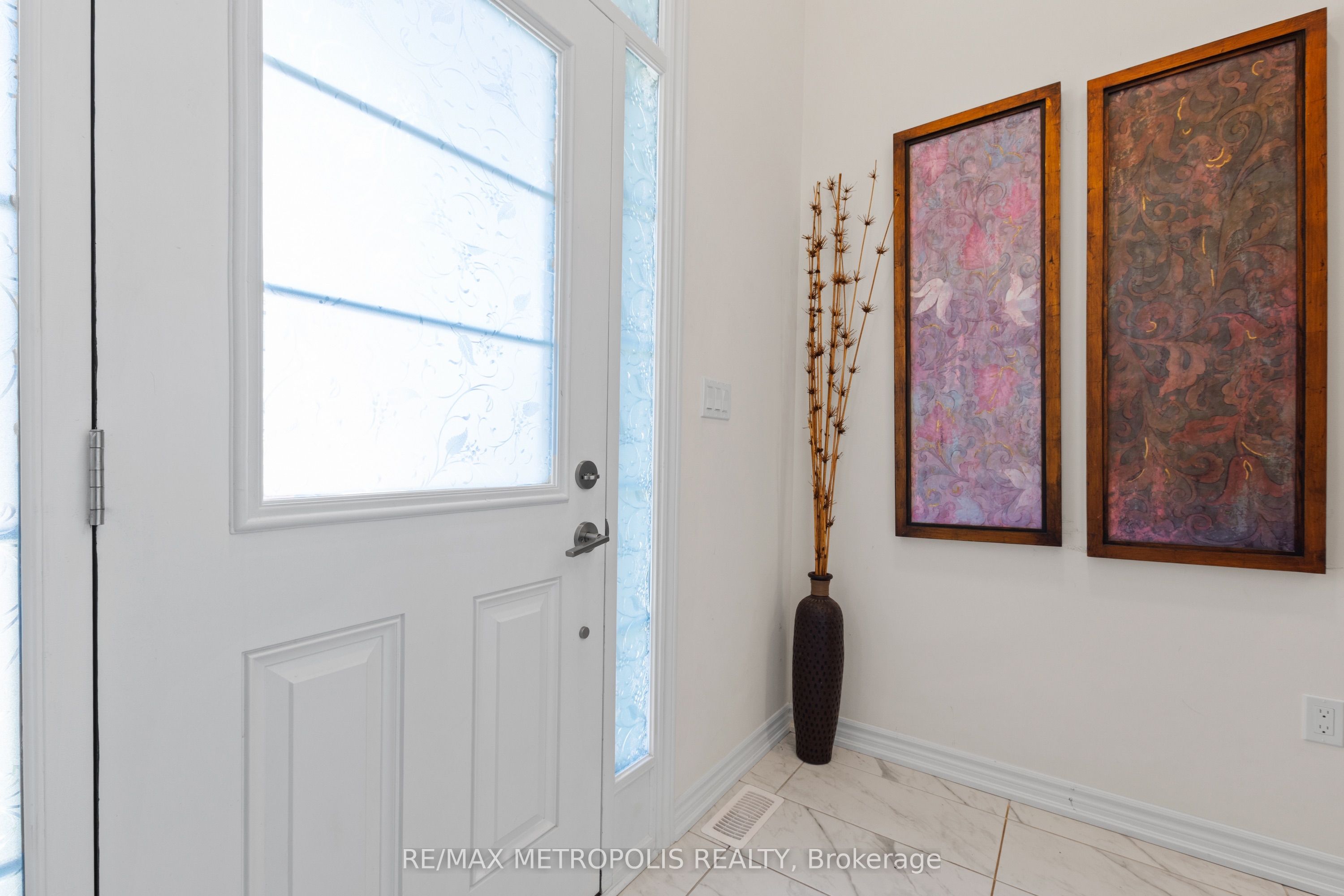 1469 Watercress Way Property Photo 6