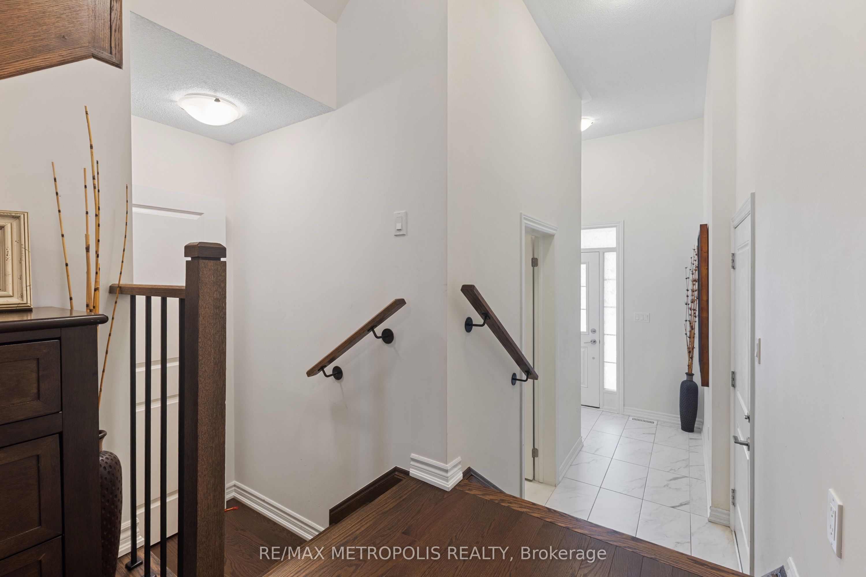 1469 Watercress Way Property Photo 7