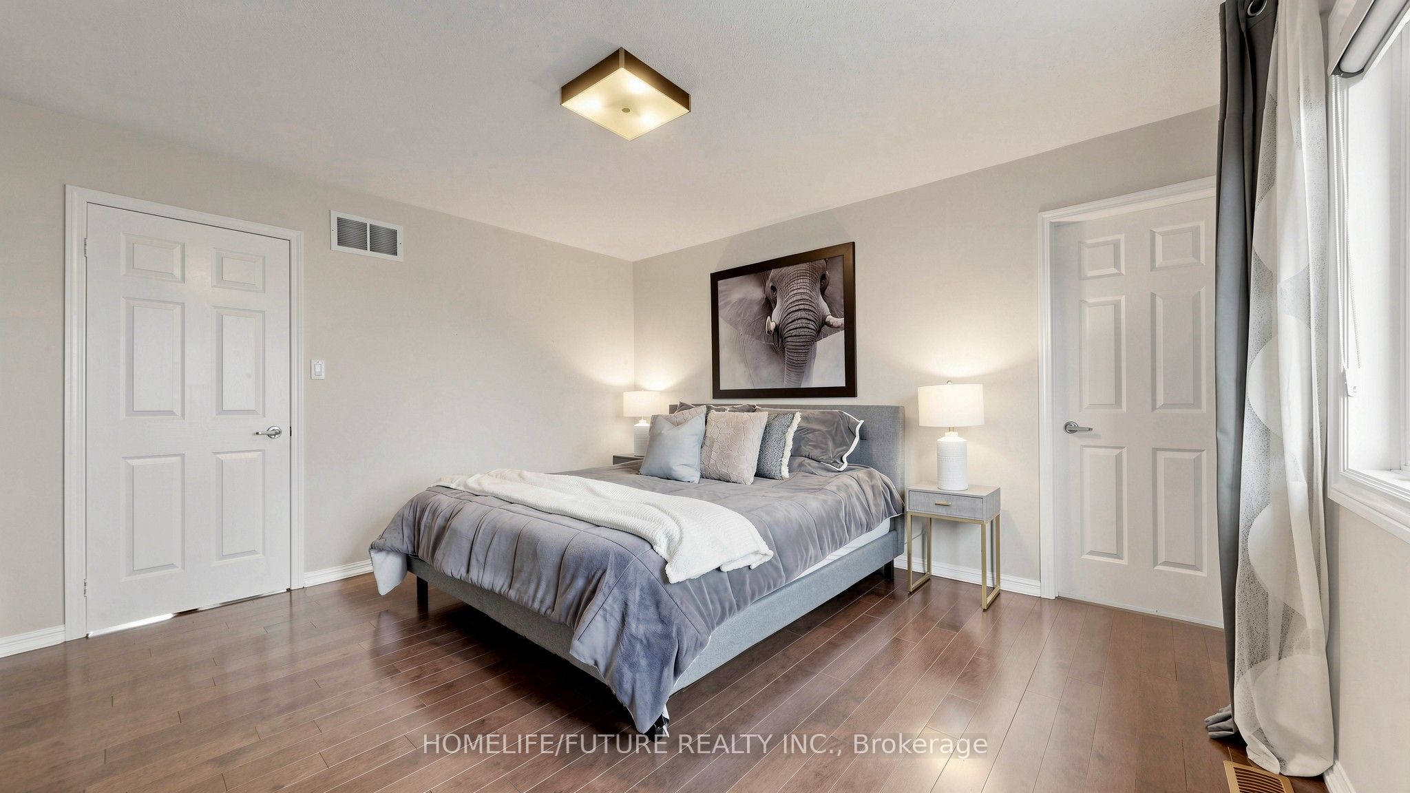 2440 Hollybrook Drive Property Photo 20