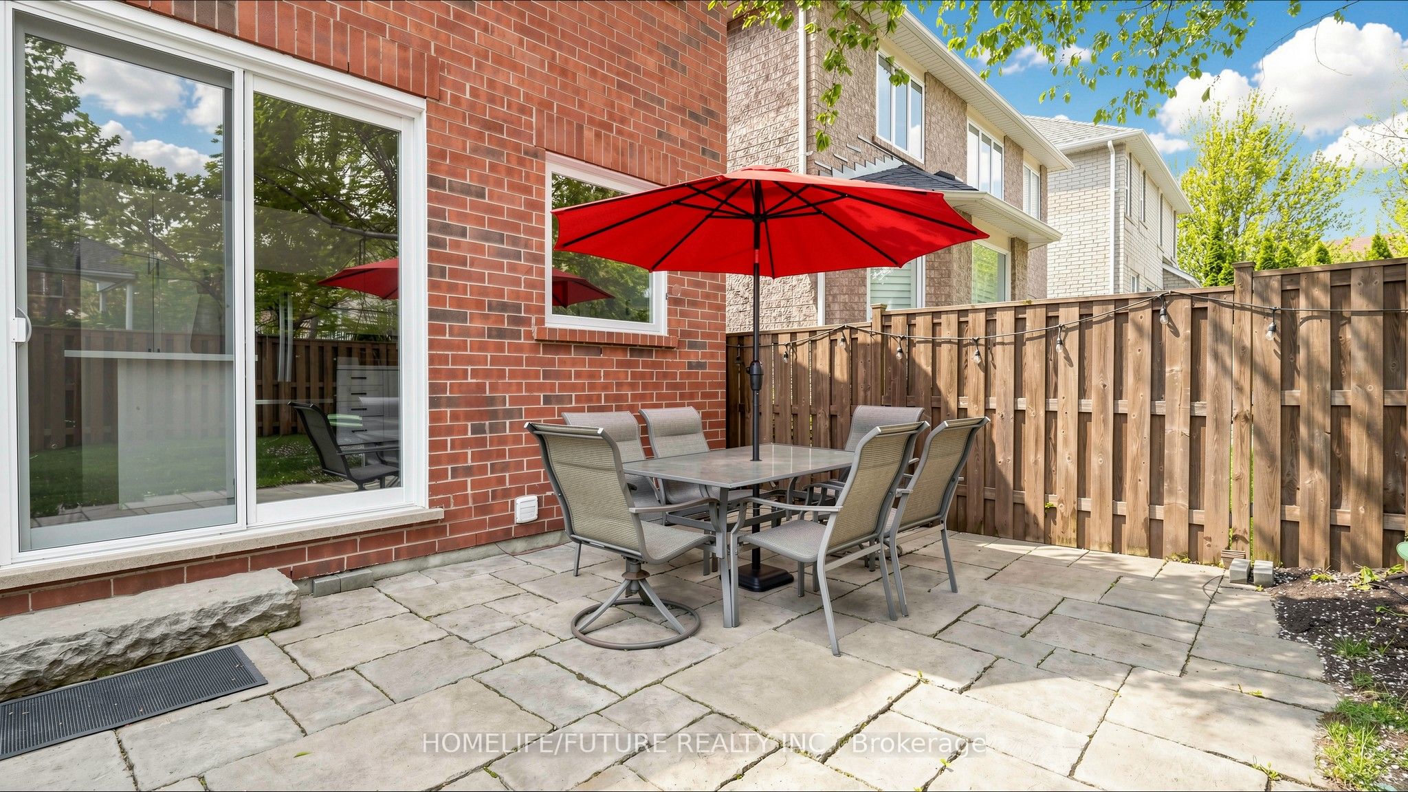 2440 Hollybrook Drive Property Photo 45