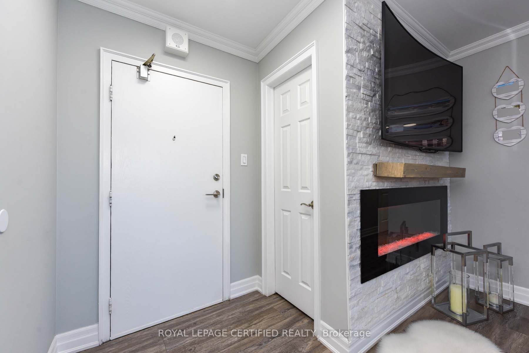 3170 Kirwin Avenue E 204 Property Photo 2