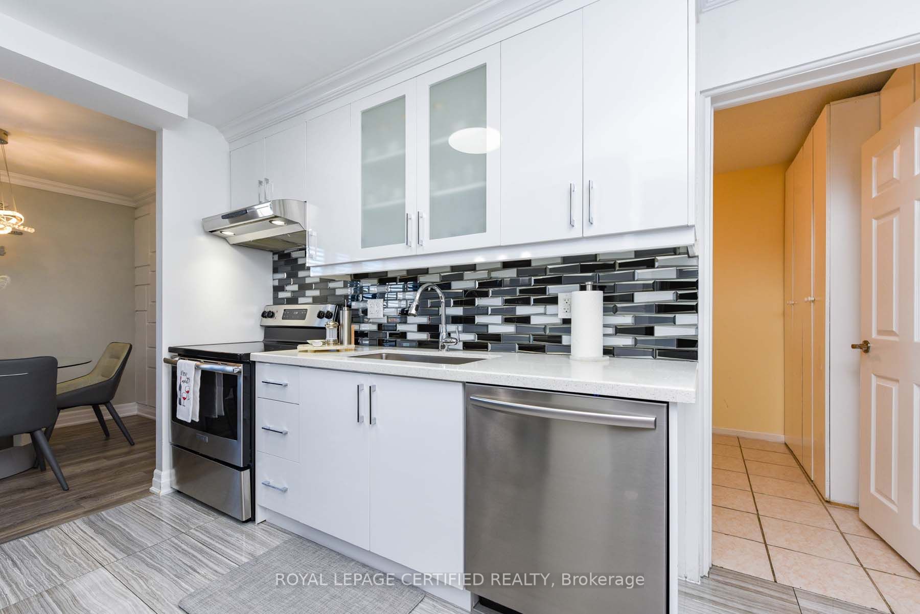 3170 Kirwin Avenue E 204 Property Photo 18