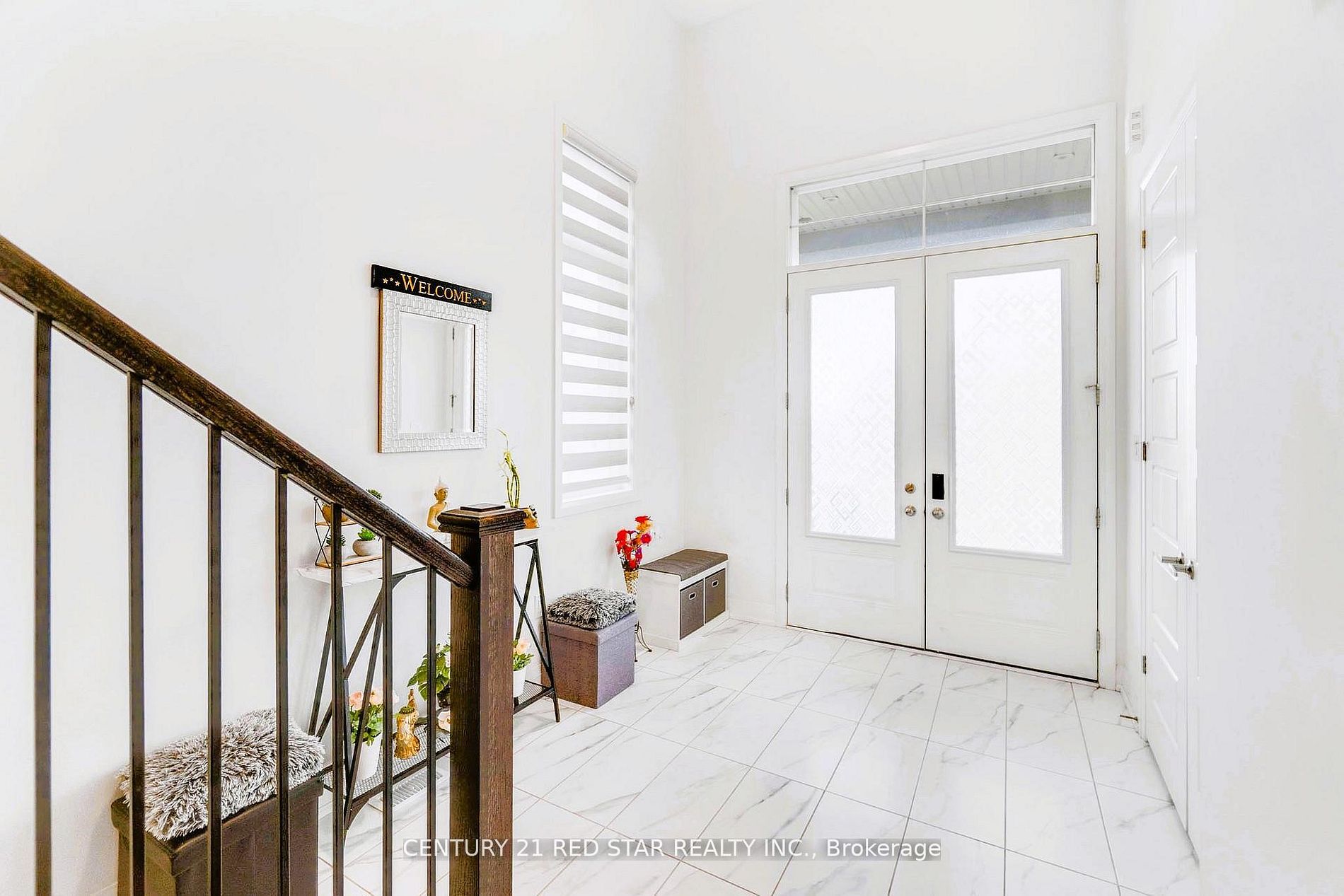 3251 Harasym Trail Property Photo 4