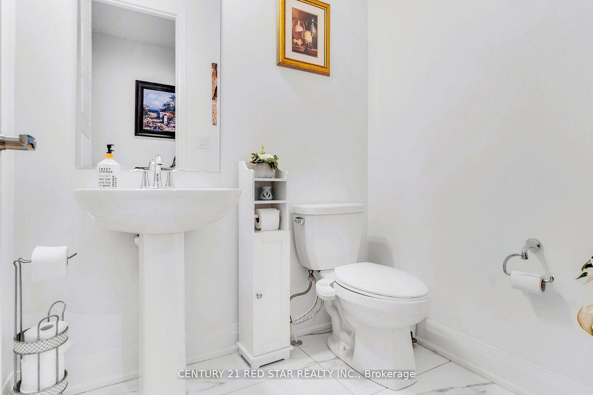 3251 Harasym Trail Property Photo 18